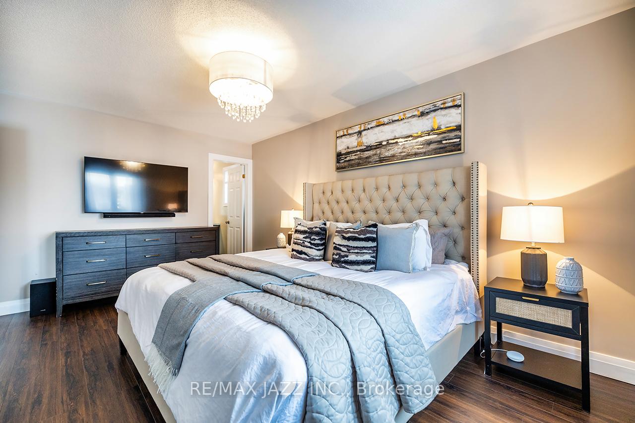 Photo 26 of 47 Hutton Place, Clarington, Bowmanville — HOMEH
