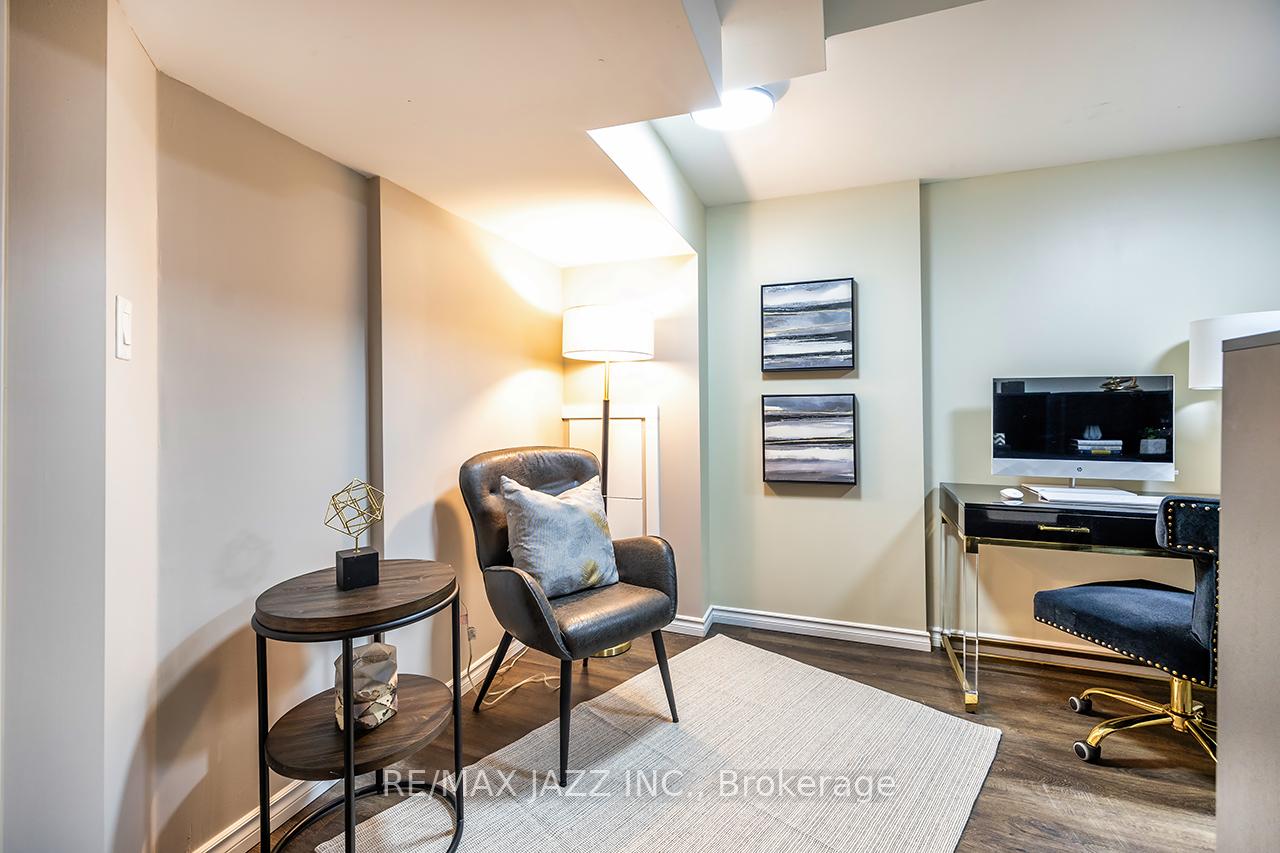 Photo 35 of 47 Hutton Place, Clarington, Bowmanville — HOMEH