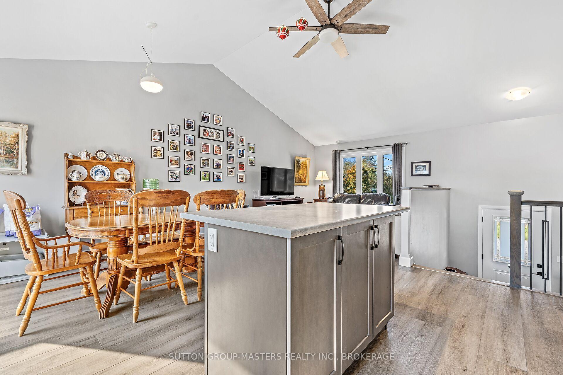 Photo 19 of 6442 Road 38 N, Frontenac, Frontenac South — HOMEH