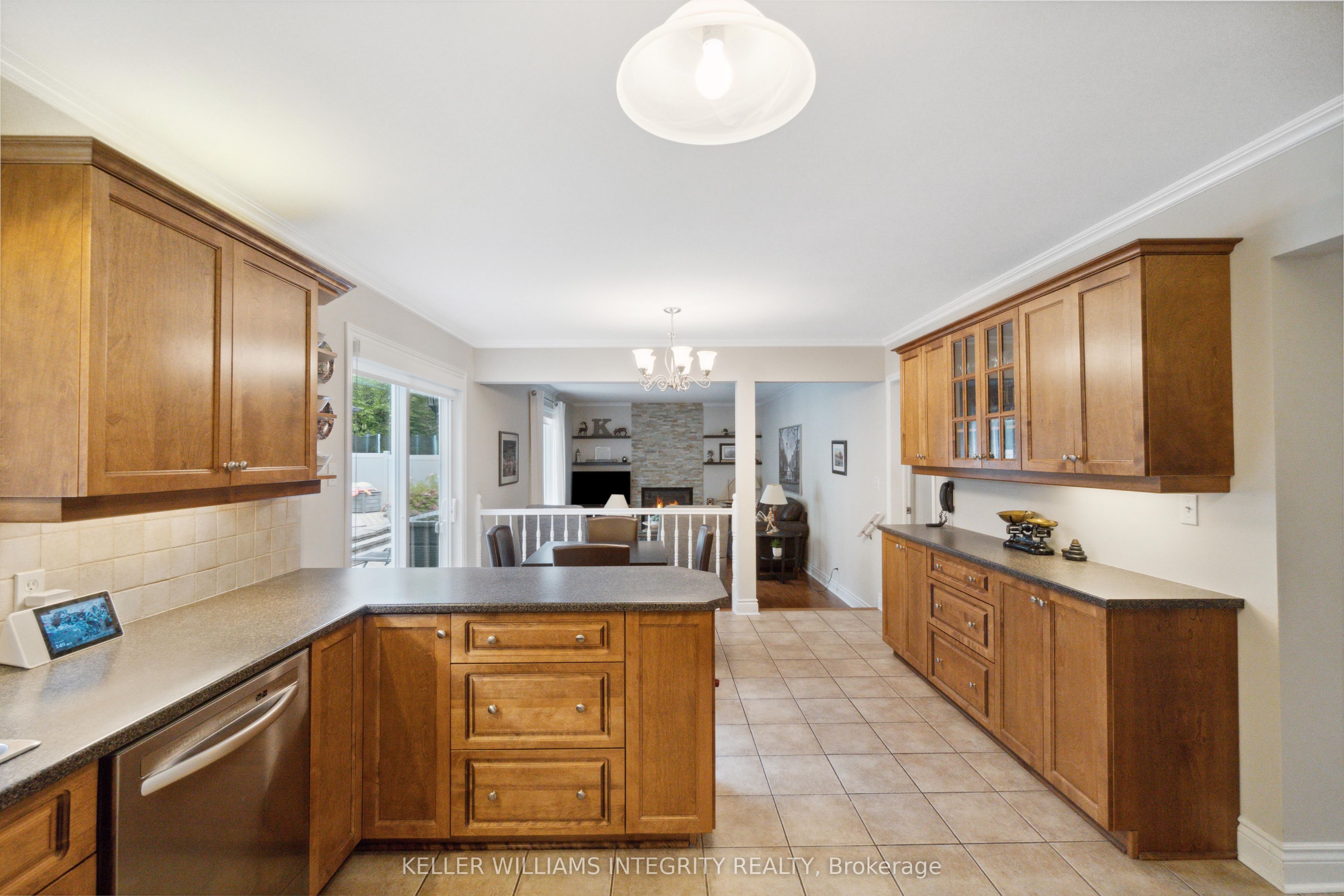 Photo 67 of 8 Spindle Way, Ottawa, Stittsville (South) — HOMEH