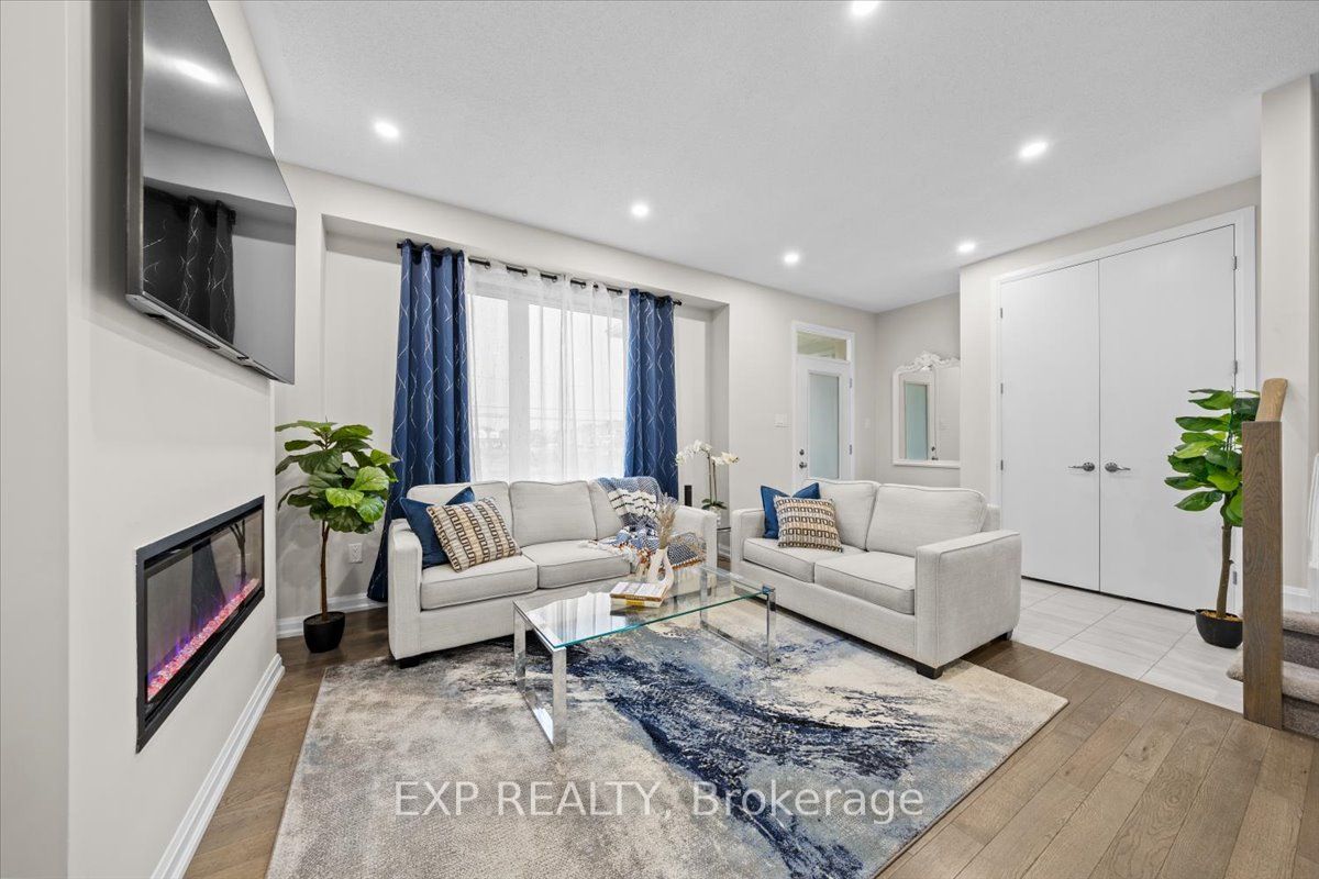 Photo 41 of 6347 Perth Street, Ottawa, Btwn Franktown Rd. & Fallowfield Rd. — HOMEH
