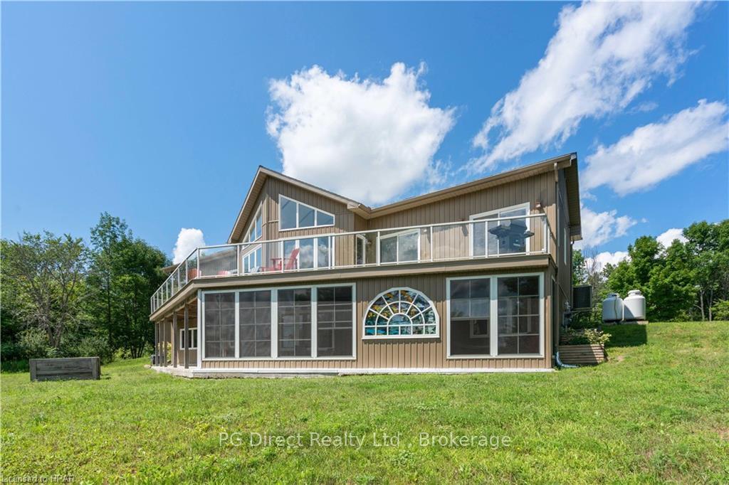 Photo 3 of 38 Oak Bluffs Road, Frontenac, Frontenac South — HOMEH