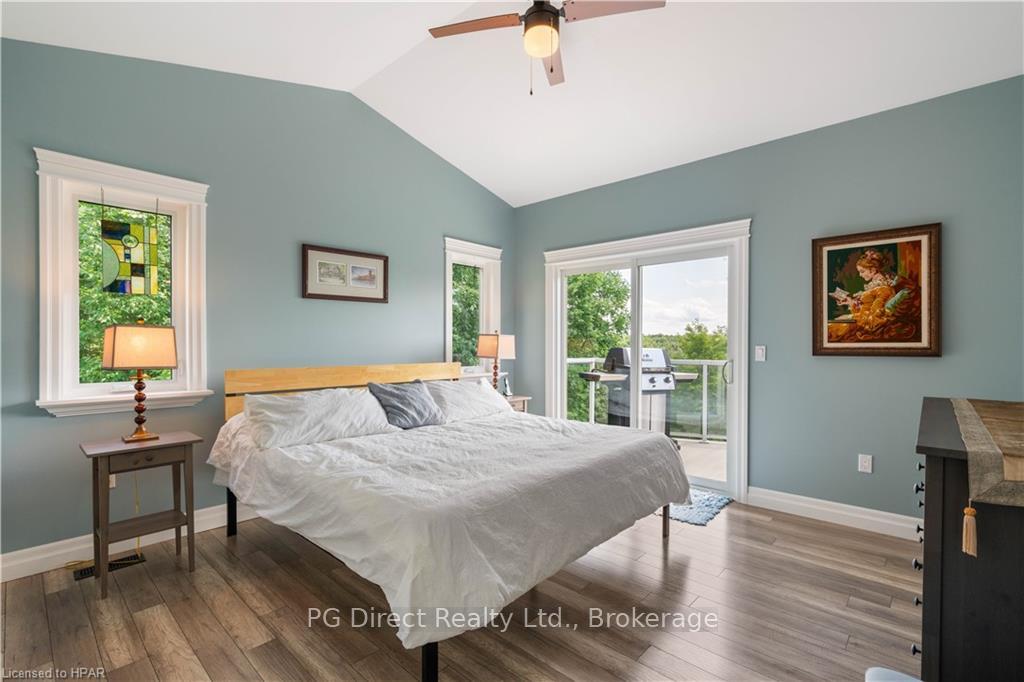 Photo 9 of 38 Oak Bluffs Road, Frontenac, Frontenac South — HOMEH
