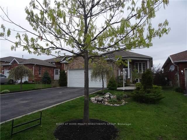 Photo 2 of Unit Main, 4 Stollar Boulevard, Barrie, Little Lake — HOMEH