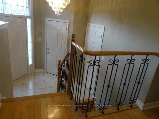 Photo 6 of Unit Main, 4 Stollar Boulevard, Barrie, Little Lake — HOMEH