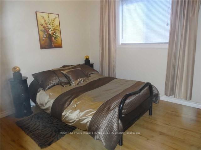 Photo 10 of Unit Main, 4 Stollar Boulevard, Barrie, Little Lake — HOMEH