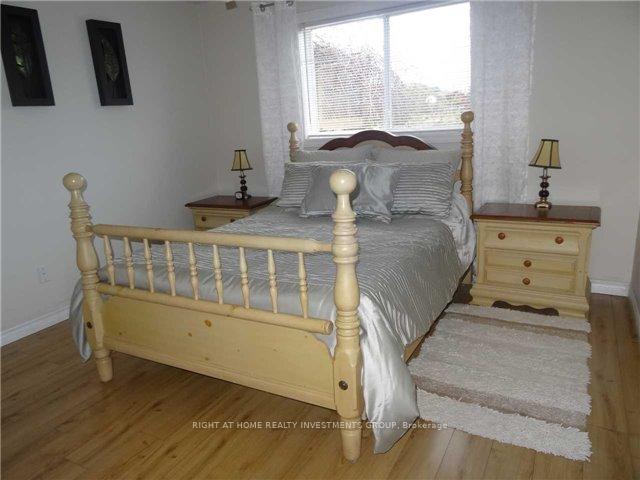 Photo 11 of Unit Main, 4 Stollar Boulevard, Barrie, Little Lake — HOMEH