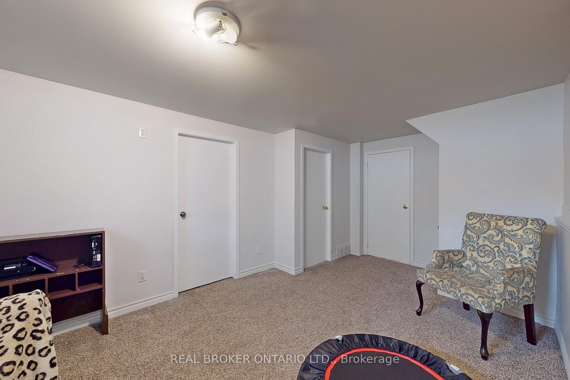 Photo 1 of 21 Prout Drive, Clarington, Bowmanville — HOMEH