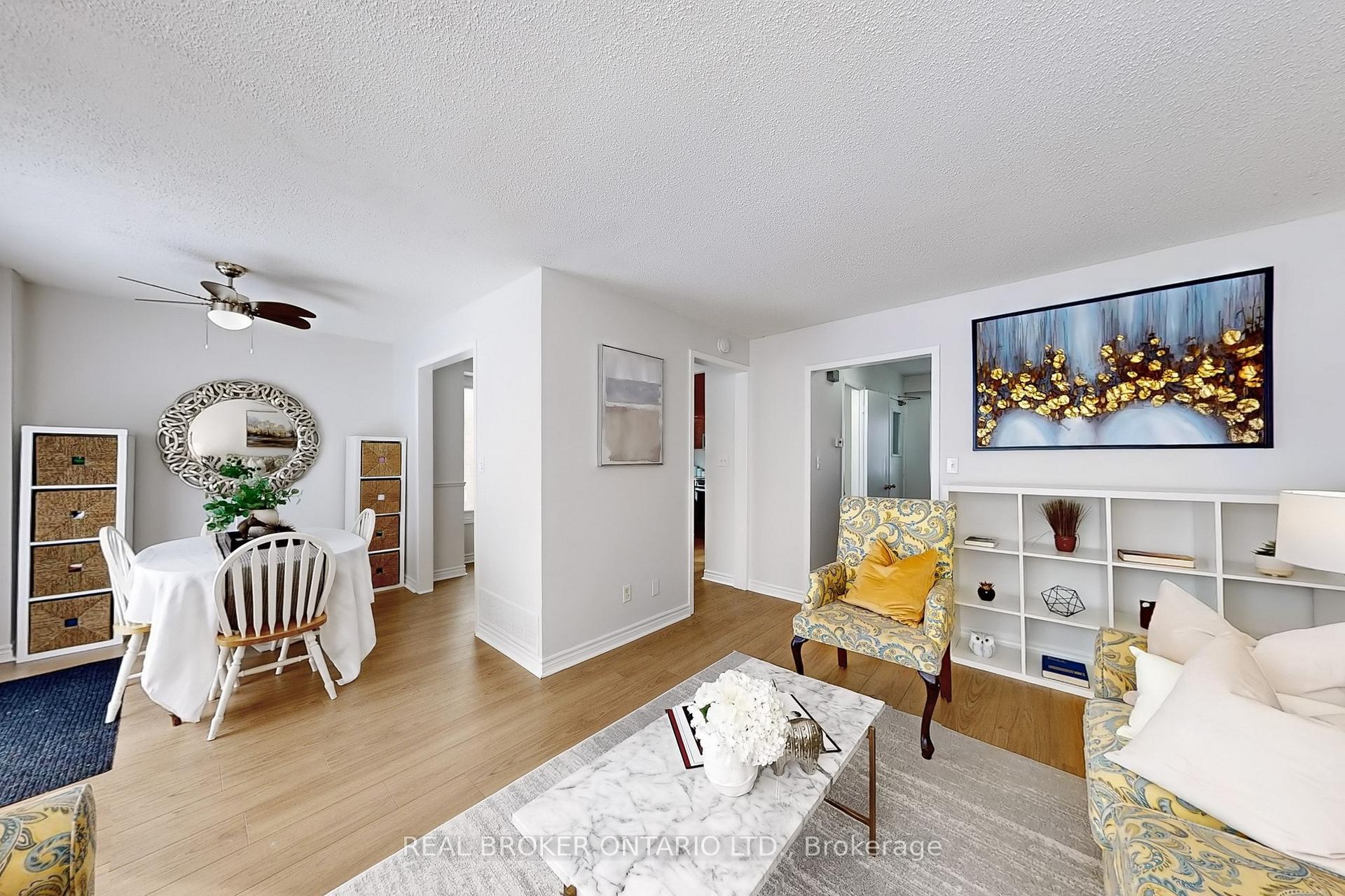 Photo 7 of 21 Prout Drive, Clarington, Bowmanville — HOMEH