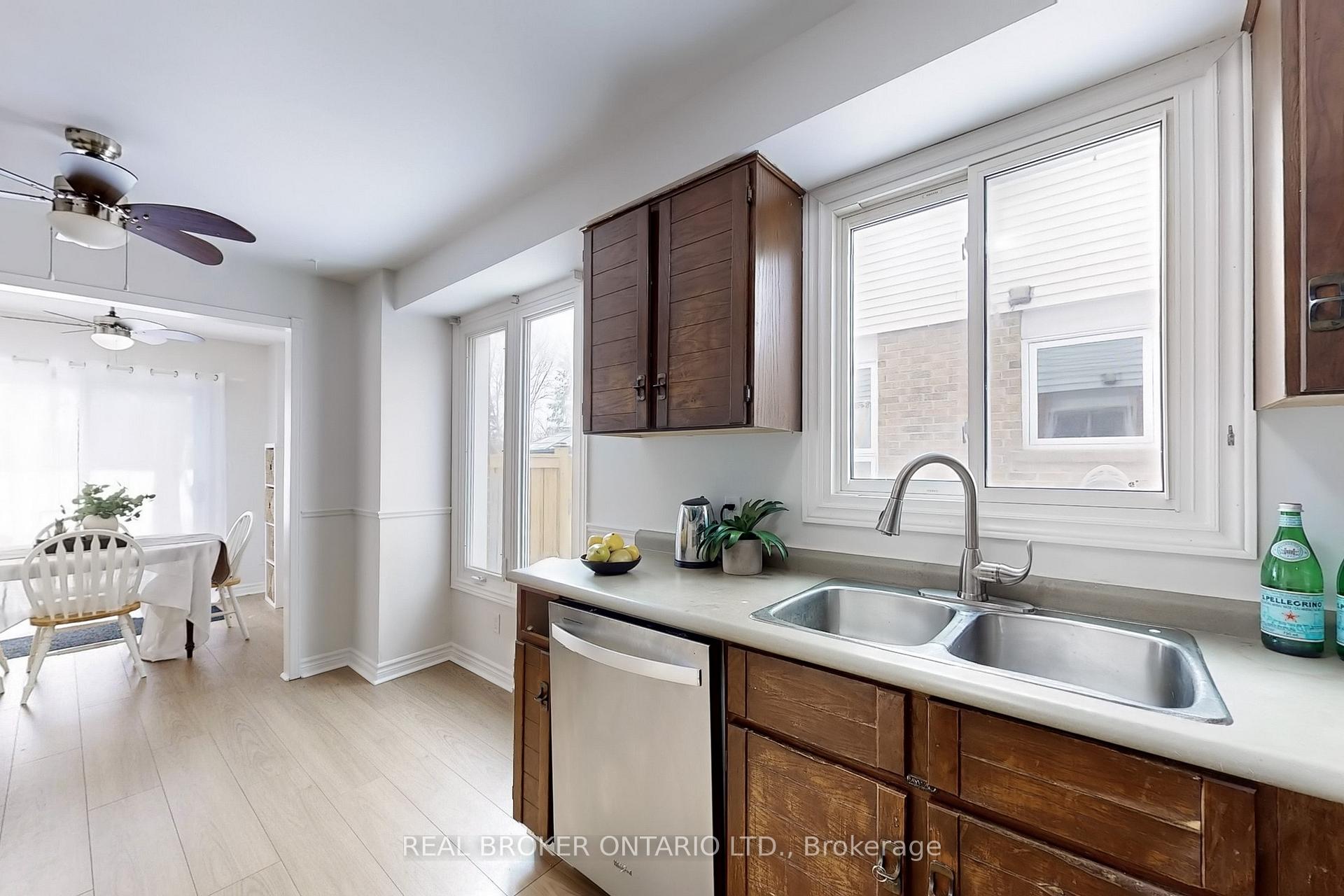 Photo 11 of 21 Prout Drive, Clarington, Bowmanville — HOMEH