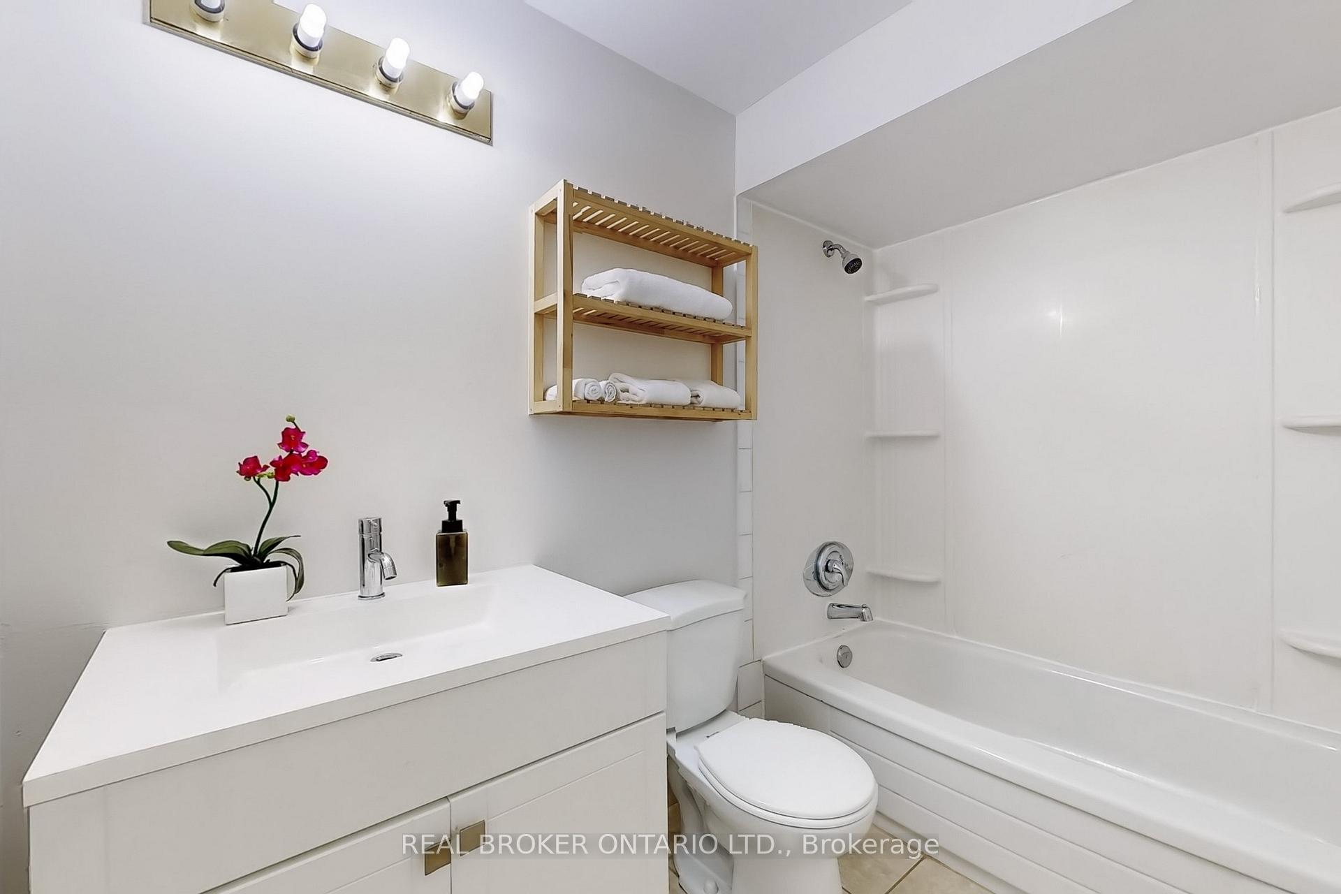 Photo 21 of 21 Prout Drive, Clarington, Bowmanville — HOMEH