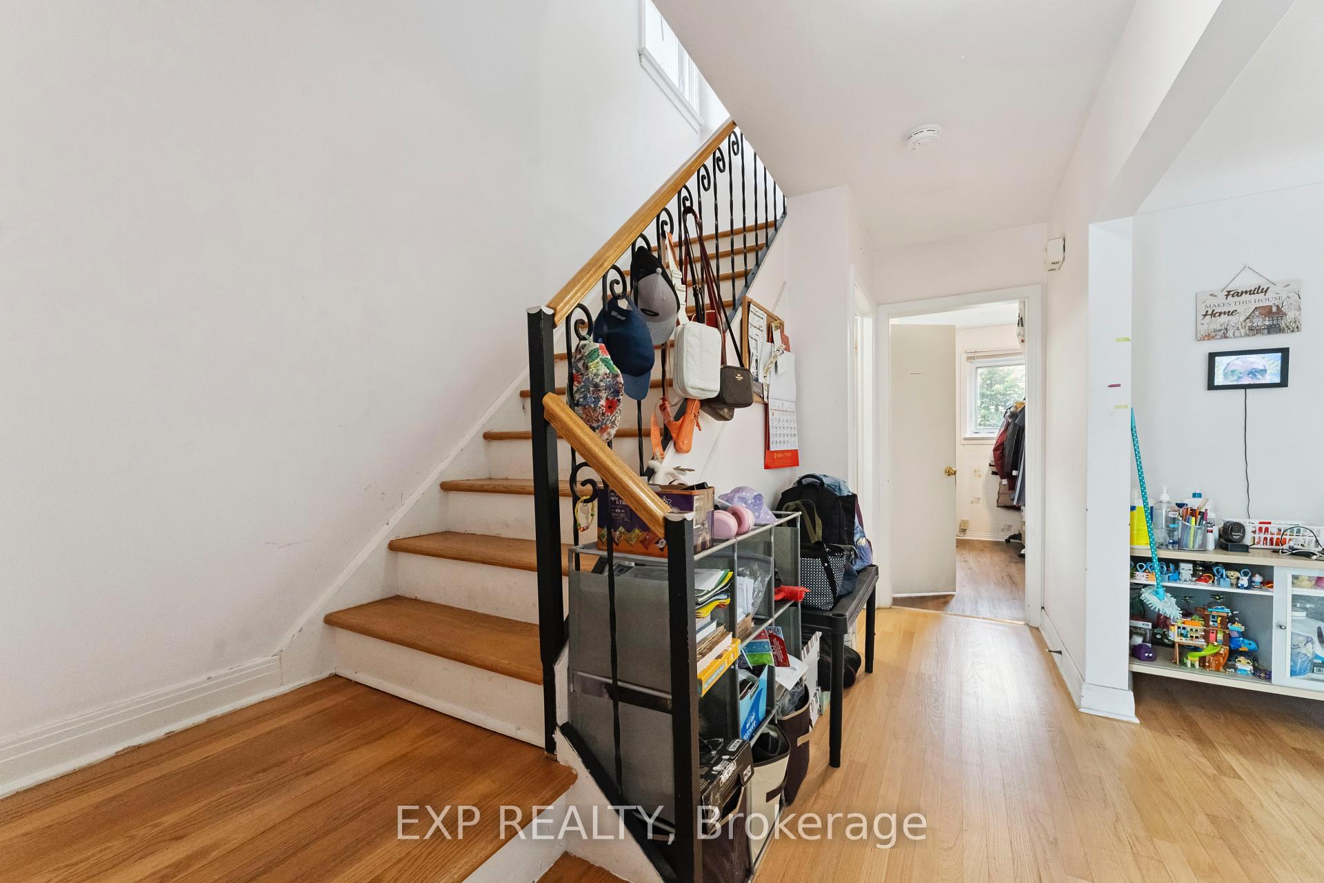 Photo 2 of 1395 Caldwell Avenue, Ottawa, Carlington — HOMEH