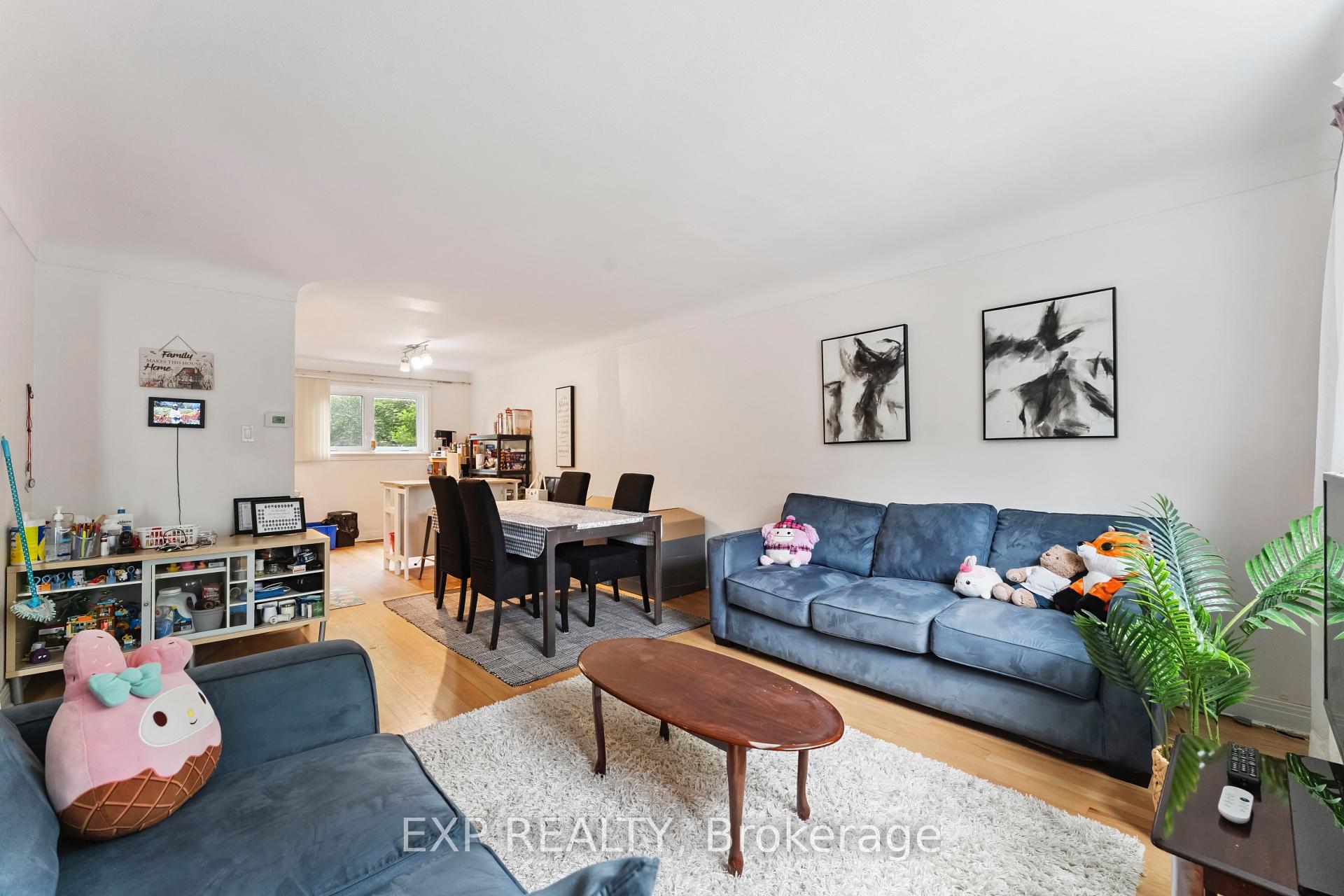 Photo 5 of 1395 Caldwell Avenue, Ottawa, Carlington — HOMEH