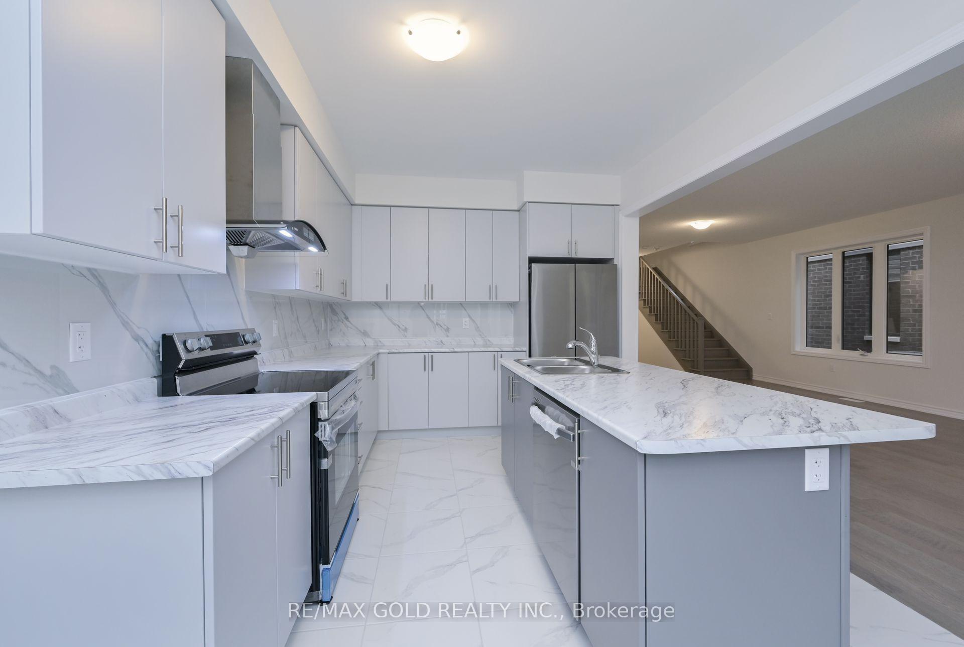 Photo 5 of 40 Prudhoe Terrace, Barrie, Rural Barrie Southeast — HOMEH