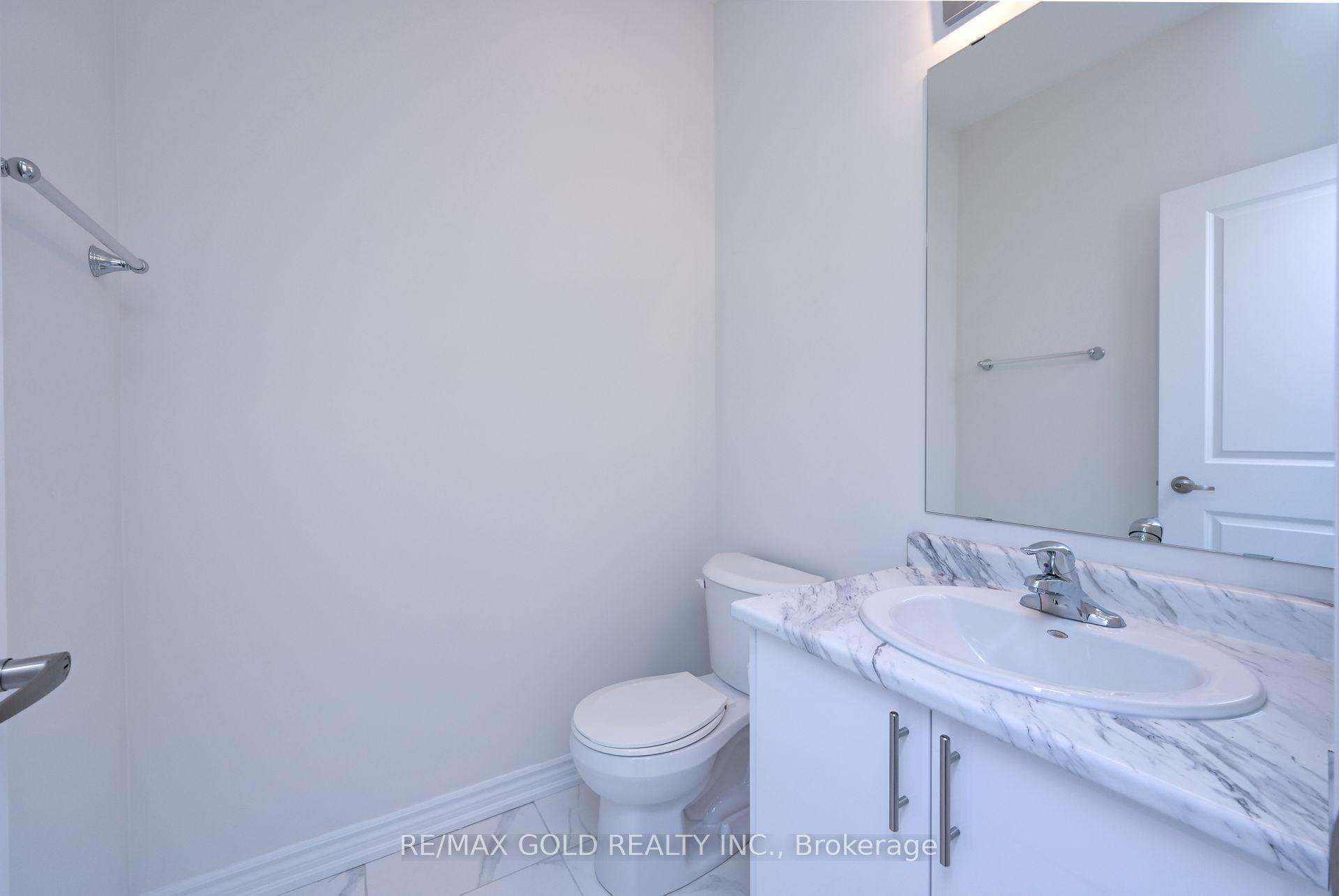 Photo 9 of 40 Prudhoe Terrace, Barrie, Rural Barrie Southeast — HOMEH
