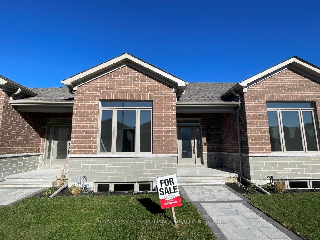 Photo 1 of 39 Athabaska Drive, Belleville, Thurlow Ward — HOMEH