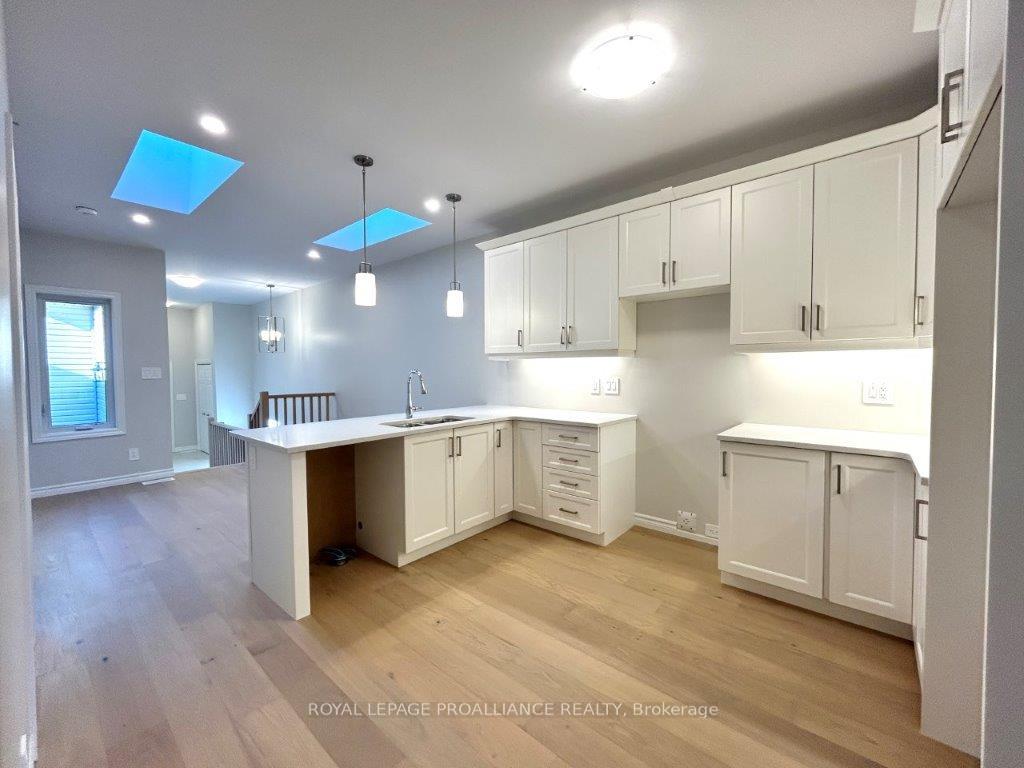 Photo 7 of 39 Athabaska Drive, Belleville, Thurlow Ward — HOMEH