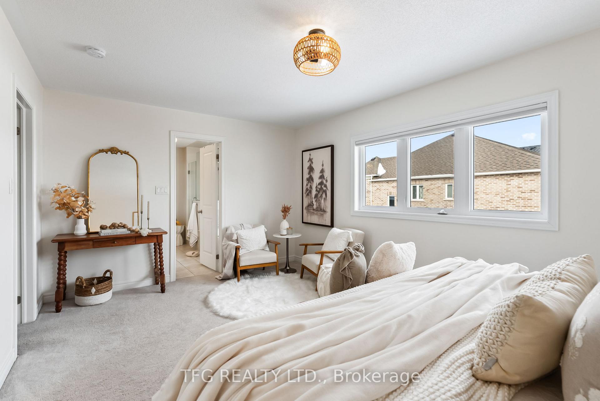 Photo 14 of 208 Ronald Hooper Avenue, Clarington, Bowmanville — HOMEH
