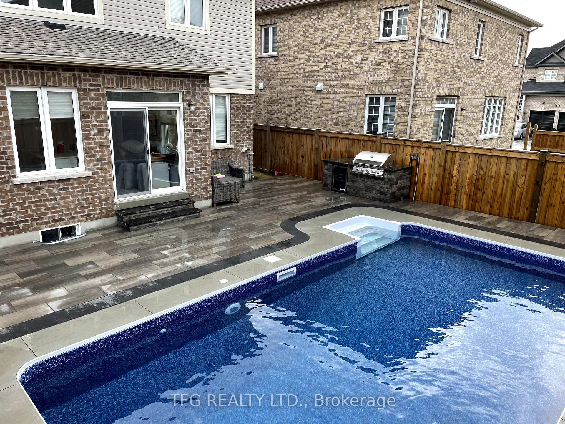 Photo 29 of 208 Ronald Hooper Avenue, Clarington, Bowmanville — HOMEH