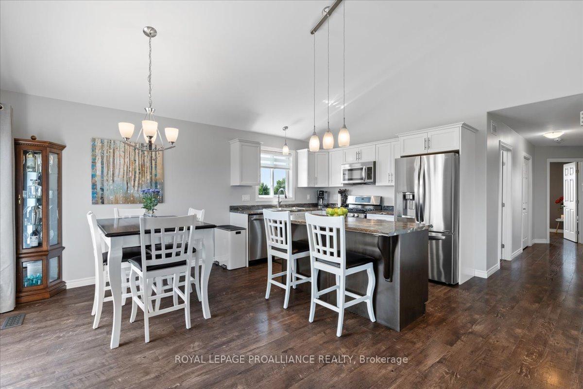 Photo 9 of 17 Denyes Road, Belleville, Thurlow Ward — HOMEH