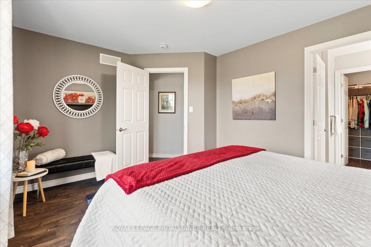 Photo 19 of 17 Denyes Road, Belleville, Thurlow Ward — HOMEH
