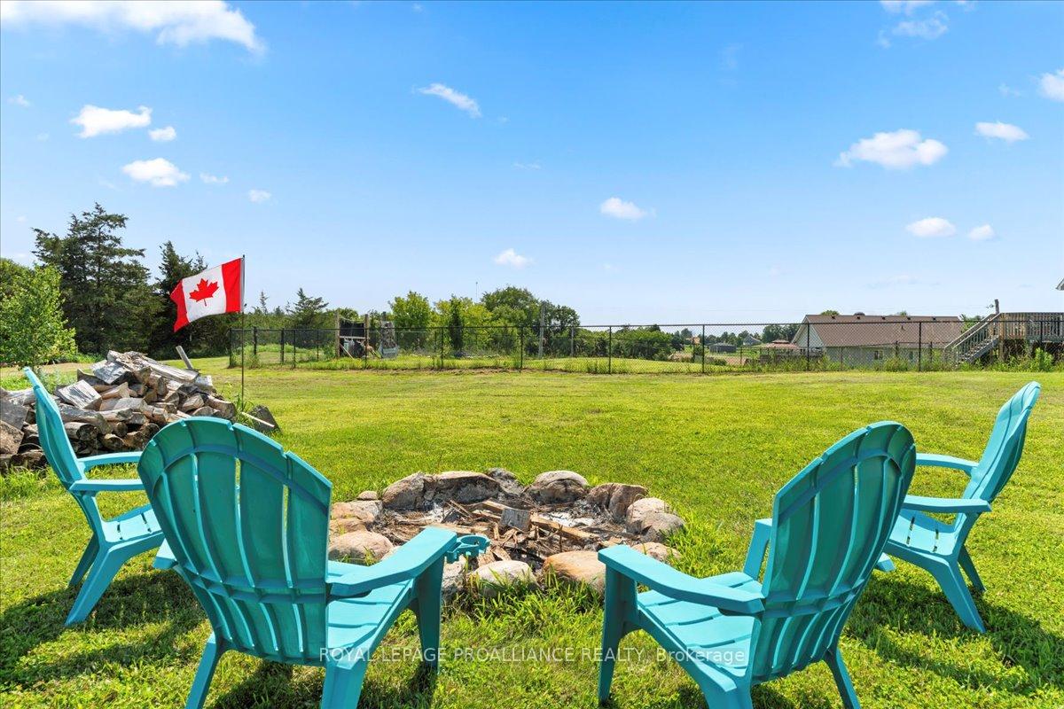 Photo 38 of 17 Denyes Road, Belleville, Thurlow Ward — HOMEH