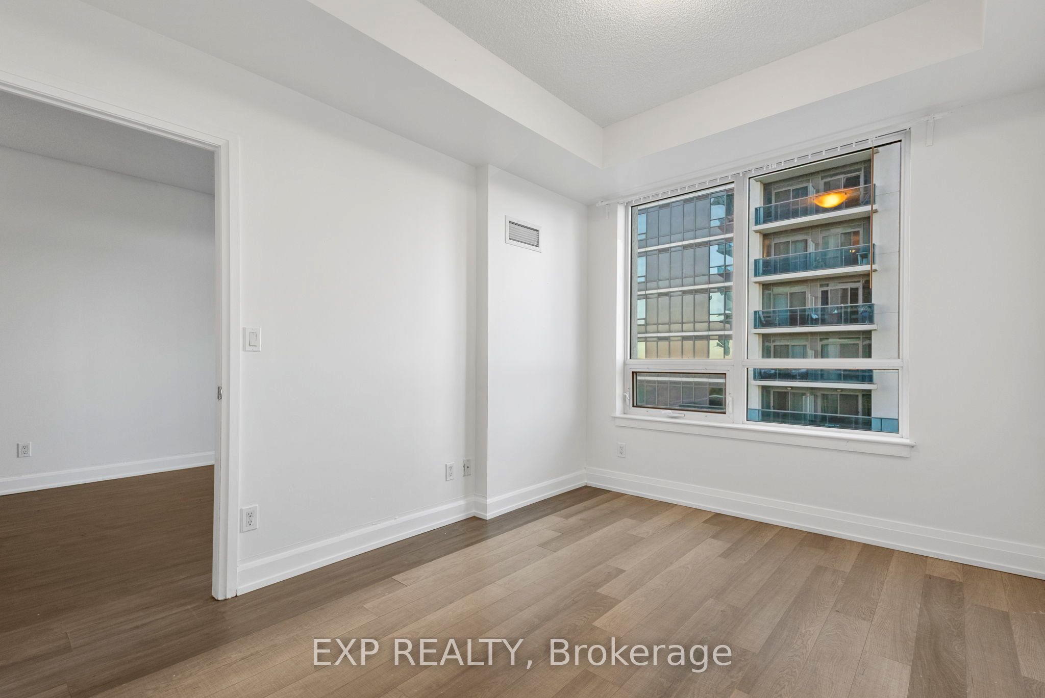 Photo 46 of Unit 1011, 7167 Yonge Street, Markham, Grandview — HOMEH
