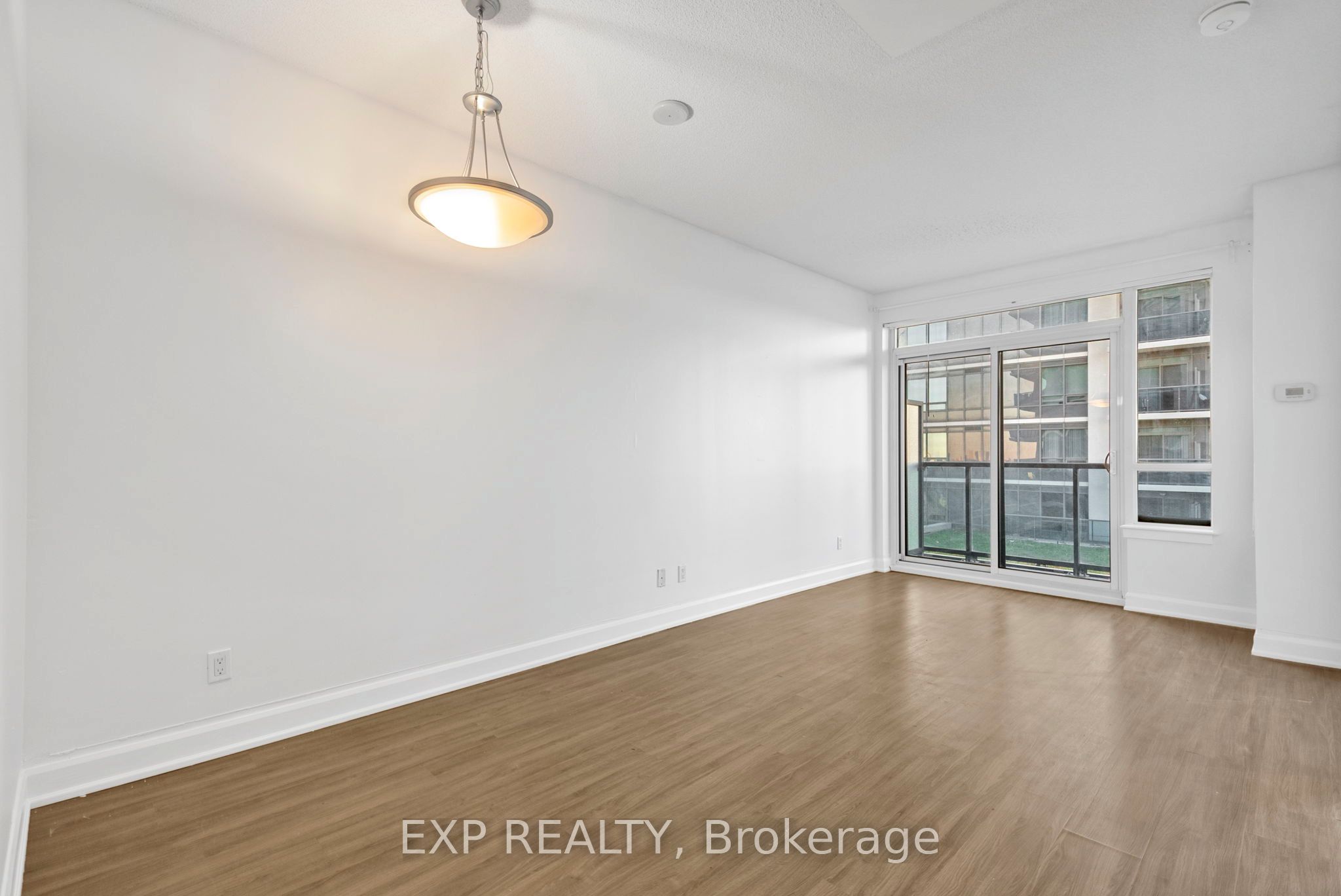 Photo 35 of Unit 1011, 7167 Yonge Street, Markham, Grandview — HOMEH