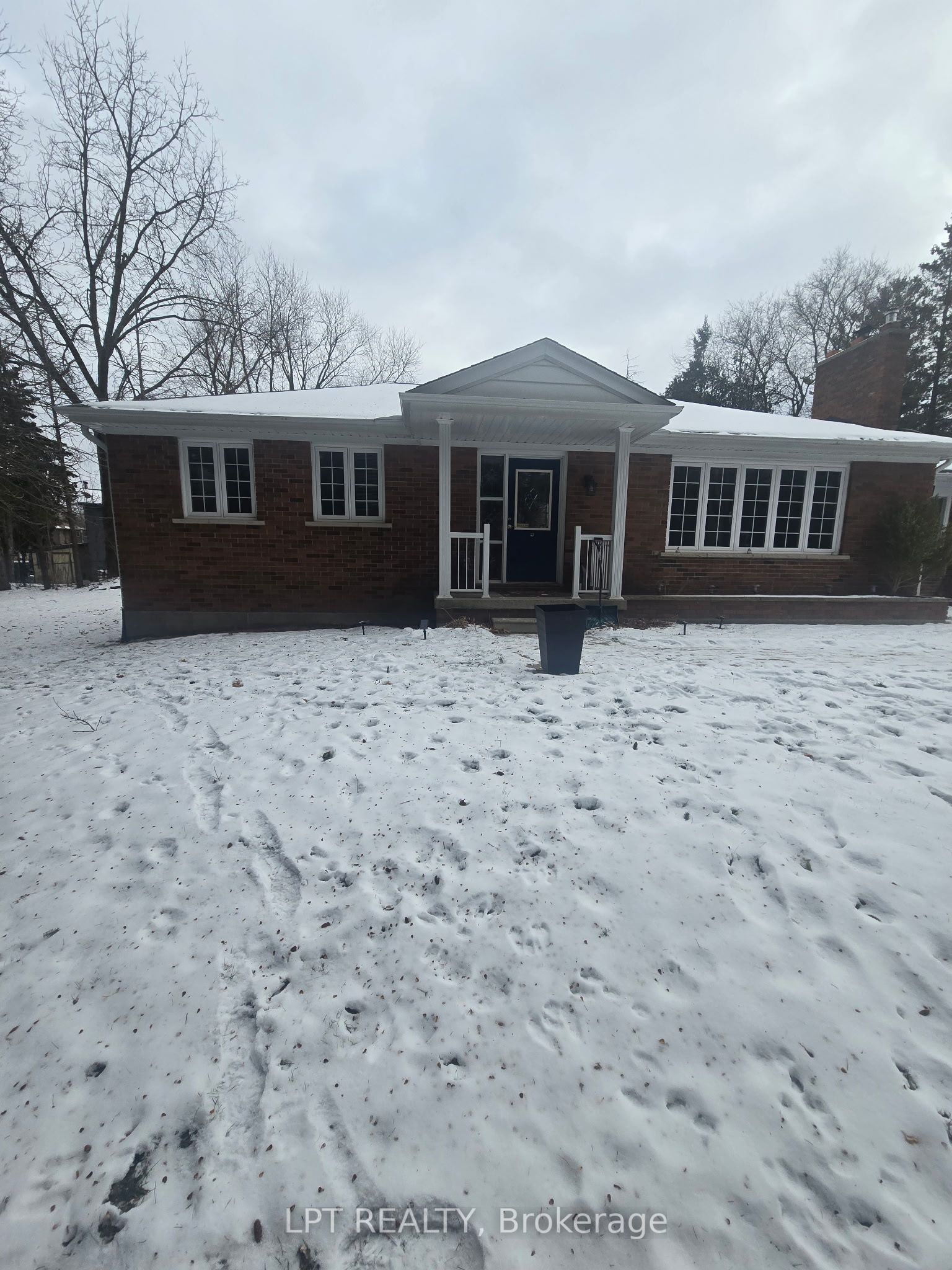 Photo 2 of Unit Unit A, 60 Norton Boulevard, Caledon, Bolton East — HOMEH