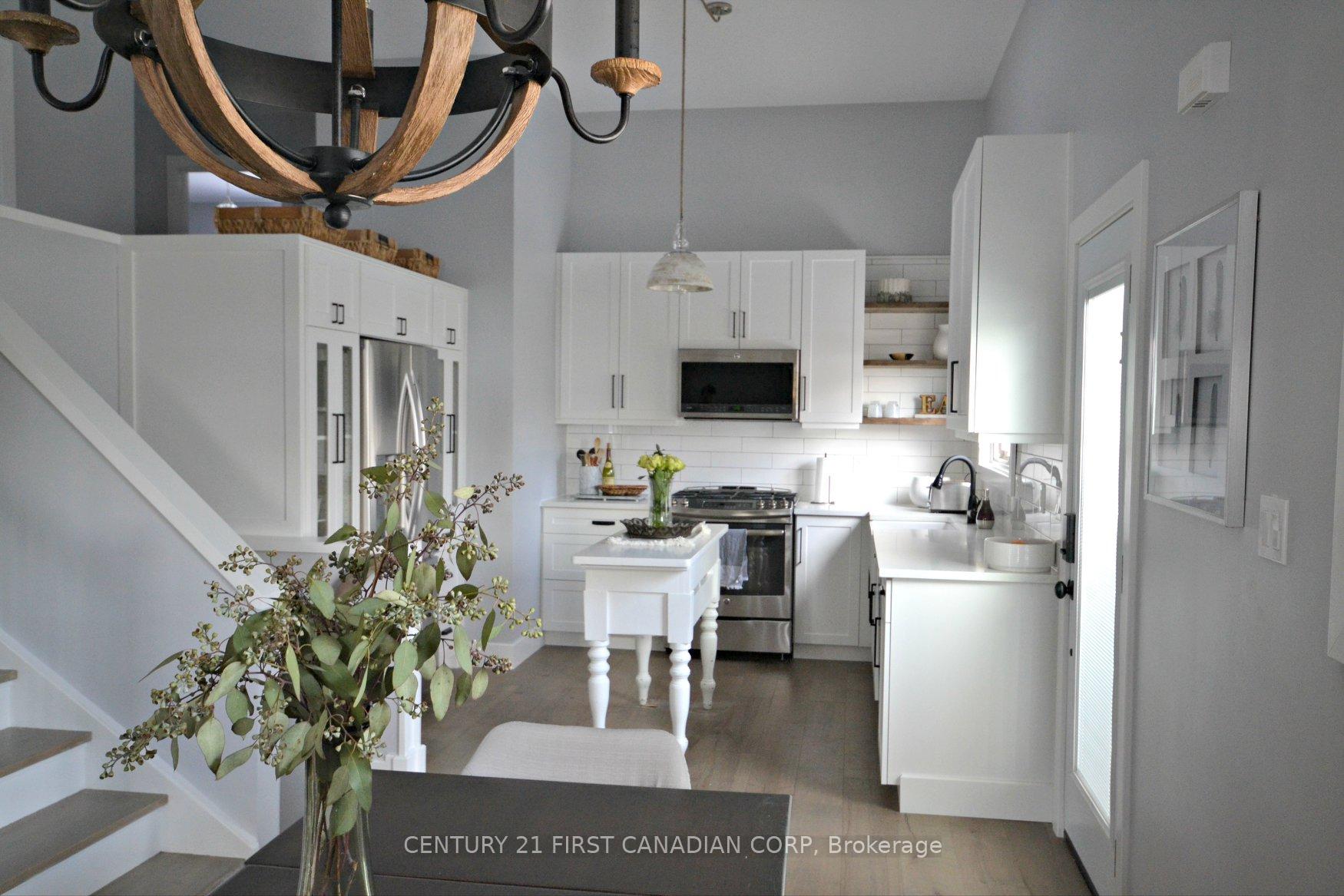 Photo 8 of 44 Elizabeth Crescent, Belleville, Belleville Ward — HOMEH