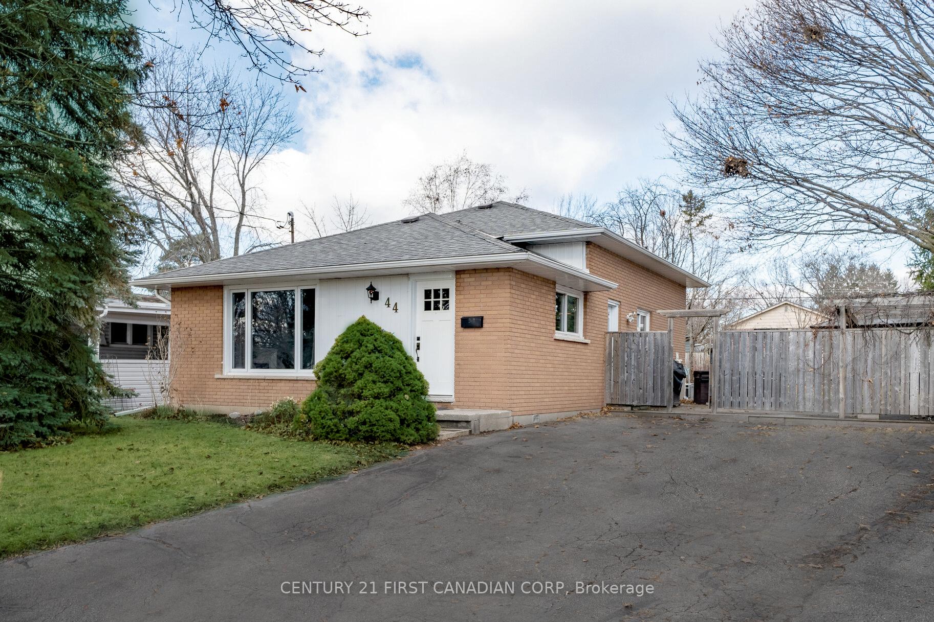 Photo 36 of 44 Elizabeth Crescent, Belleville, Belleville Ward — HOMEH