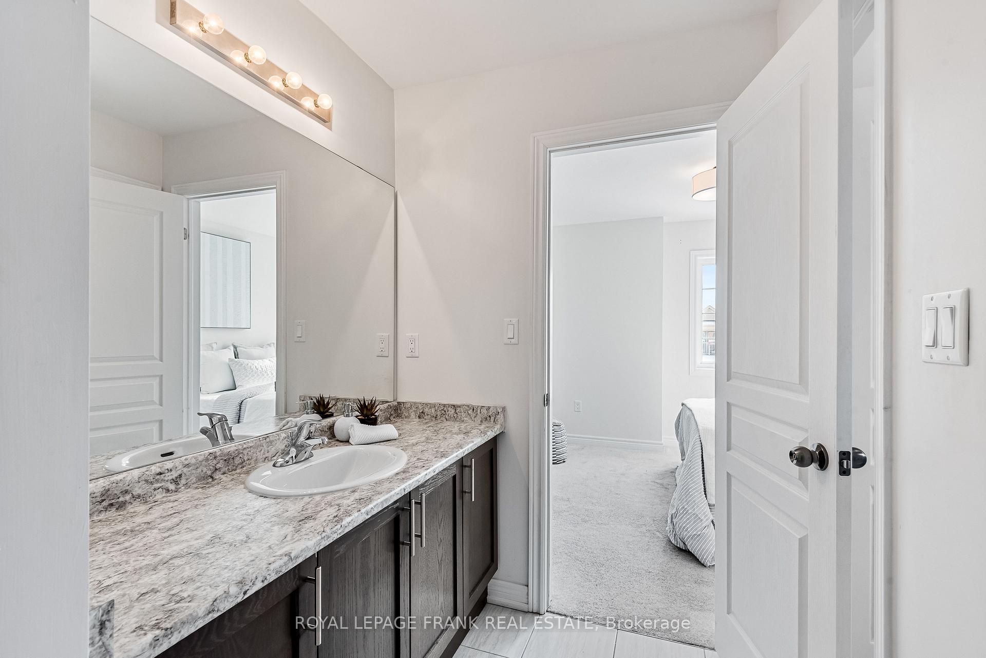Photo 31 of 100 William Fair Drive, Clarington, Bowmanville — HOMEH