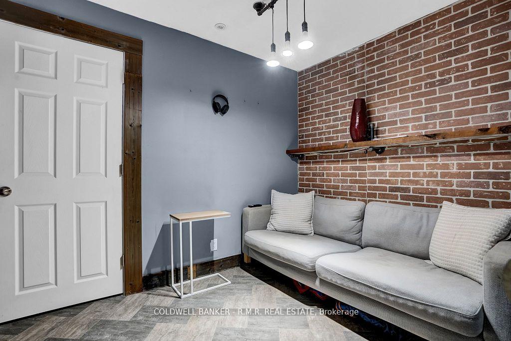 Photo 23 of 18 Kaukonen Court, Clarington, Bowmanville — HOMEH
