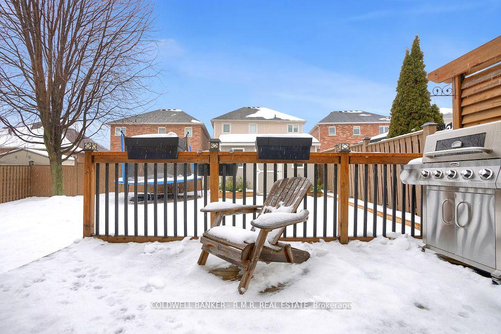 Photo 28 of 18 Kaukonen Court, Clarington, Bowmanville — HOMEH