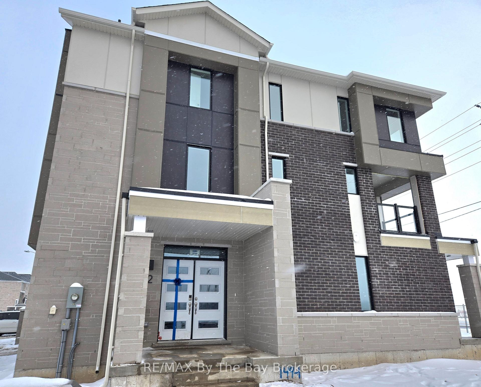 Photo 1 of 2 Pearen Lane, Barrie, Rural Barrie Southwest — HOMEH