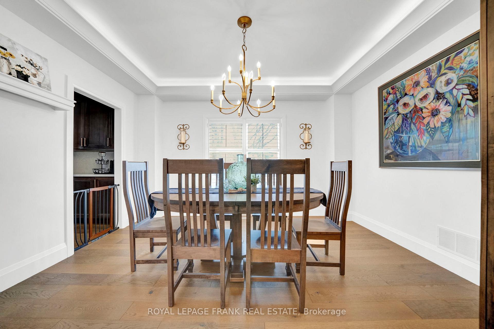 Photo 4 of 43 Harry Lee Crescent, Clarington, Bowmanville — HOMEH