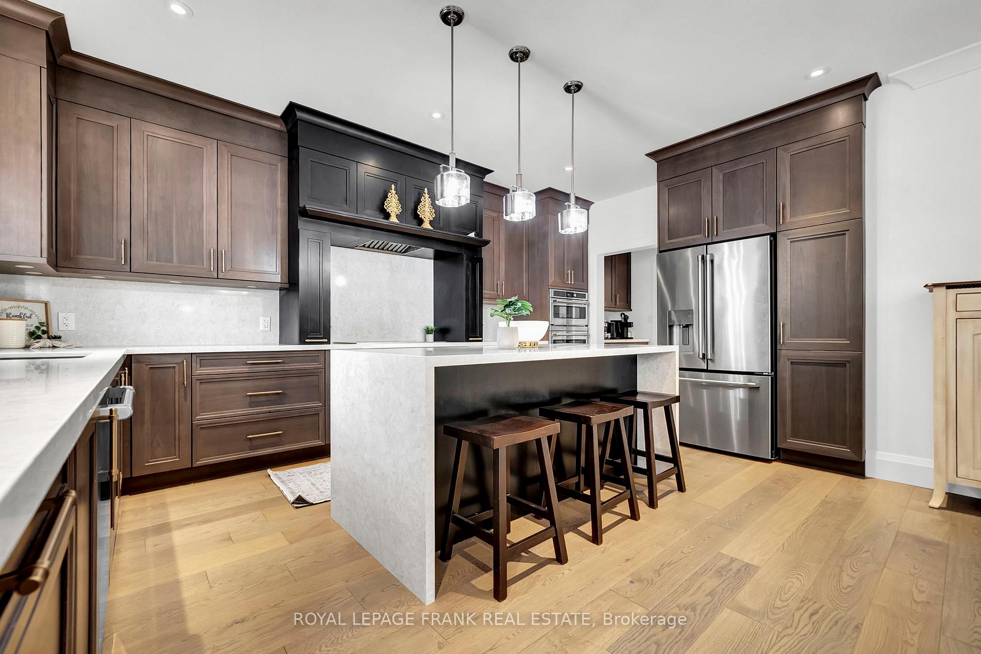 Photo 12 of 43 Harry Lee Crescent, Clarington, Bowmanville — HOMEH