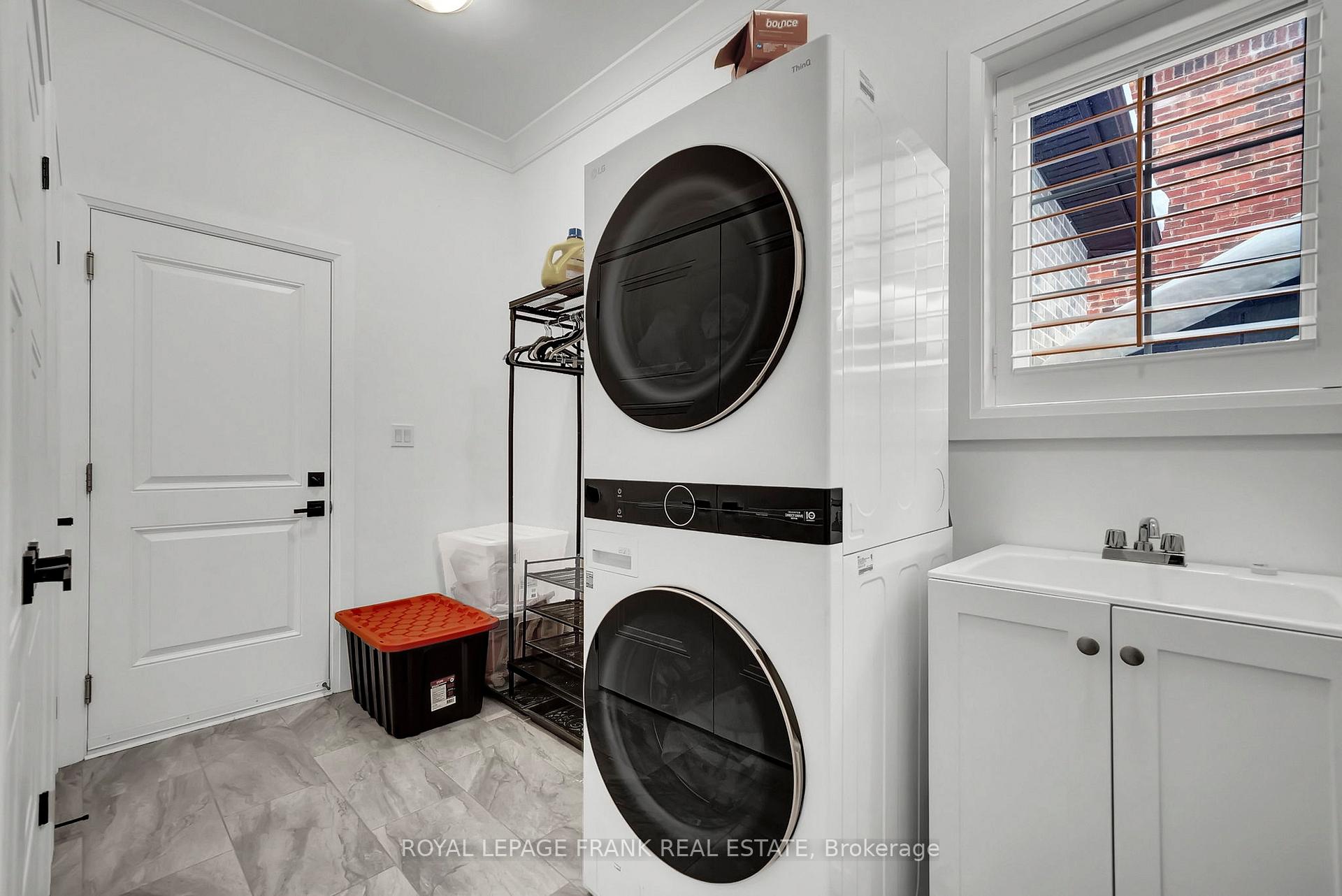 Photo 20 of 43 Harry Lee Crescent, Clarington, Bowmanville — HOMEH