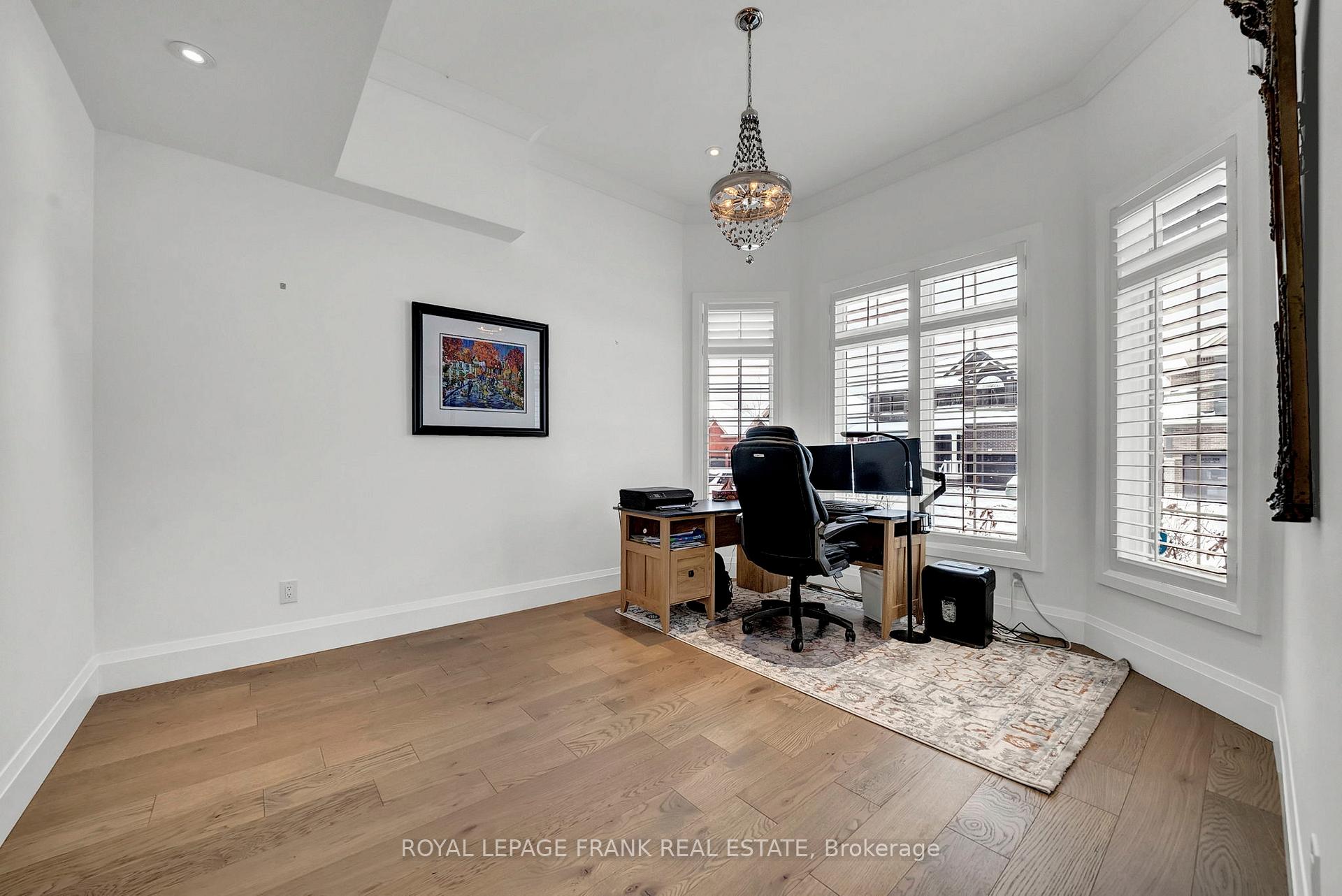 Photo 21 of 43 Harry Lee Crescent, Clarington, Bowmanville — HOMEH