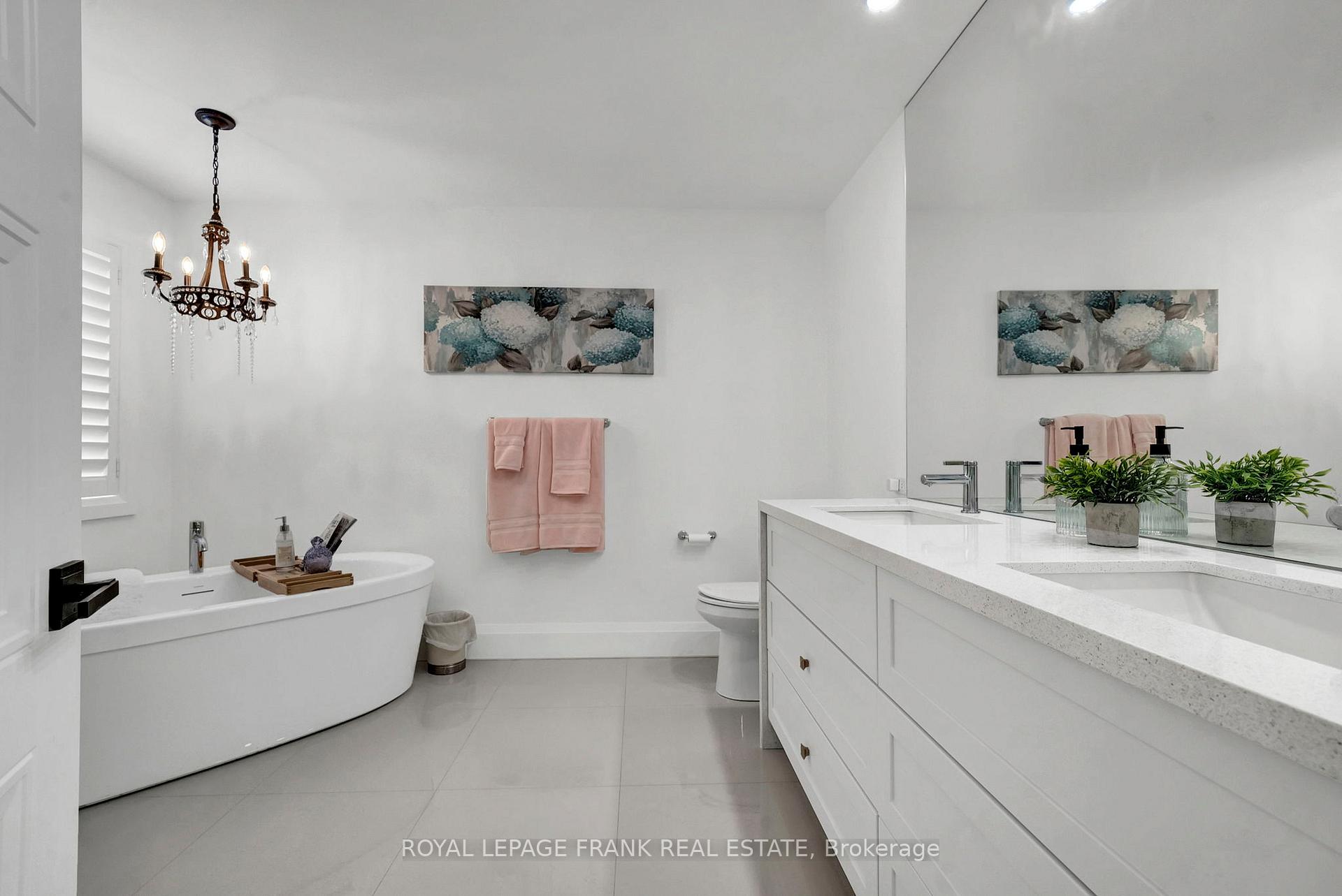 Photo 28 of 43 Harry Lee Crescent, Clarington, Bowmanville — HOMEH