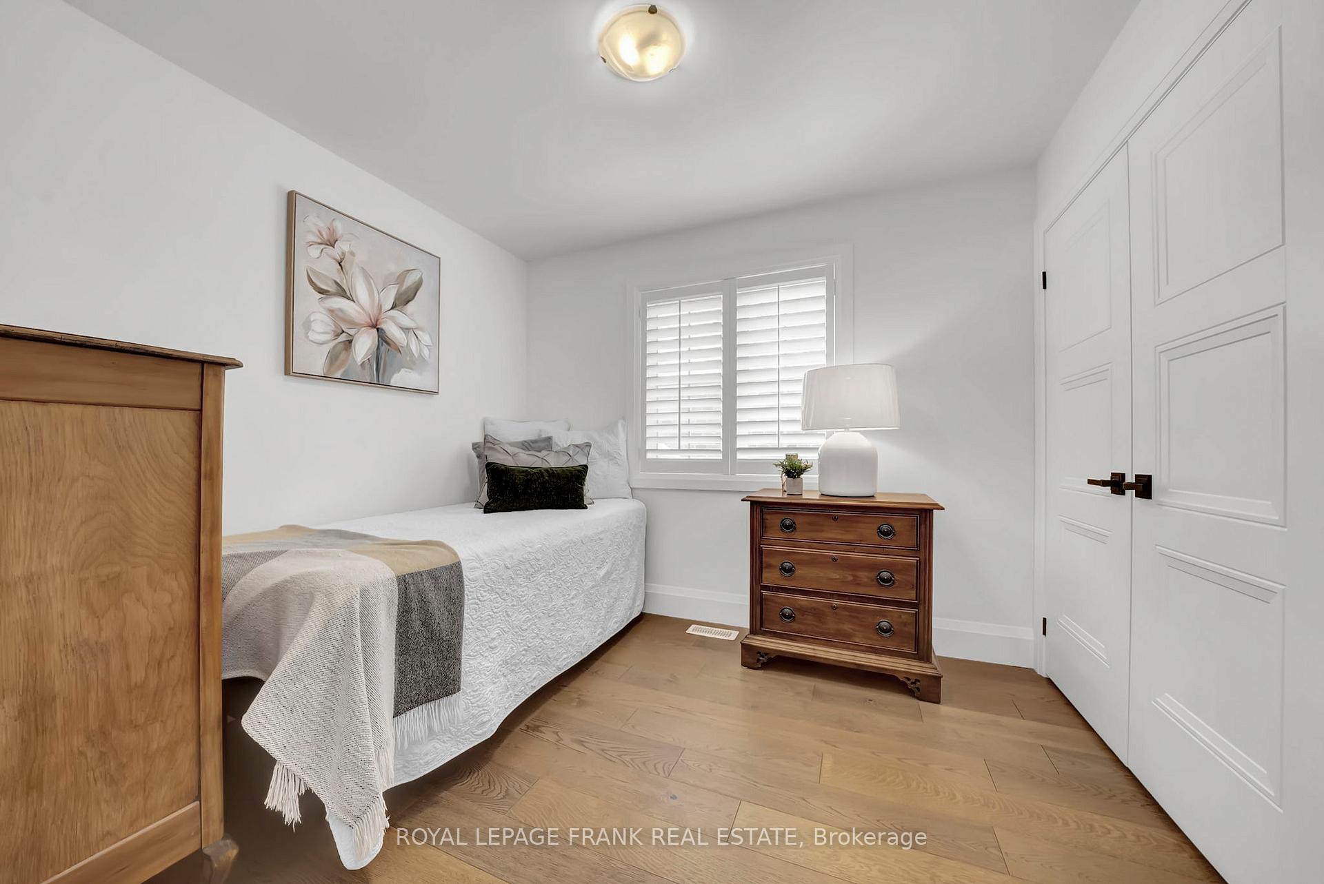 Photo 33 of 43 Harry Lee Crescent, Clarington, Bowmanville — HOMEH