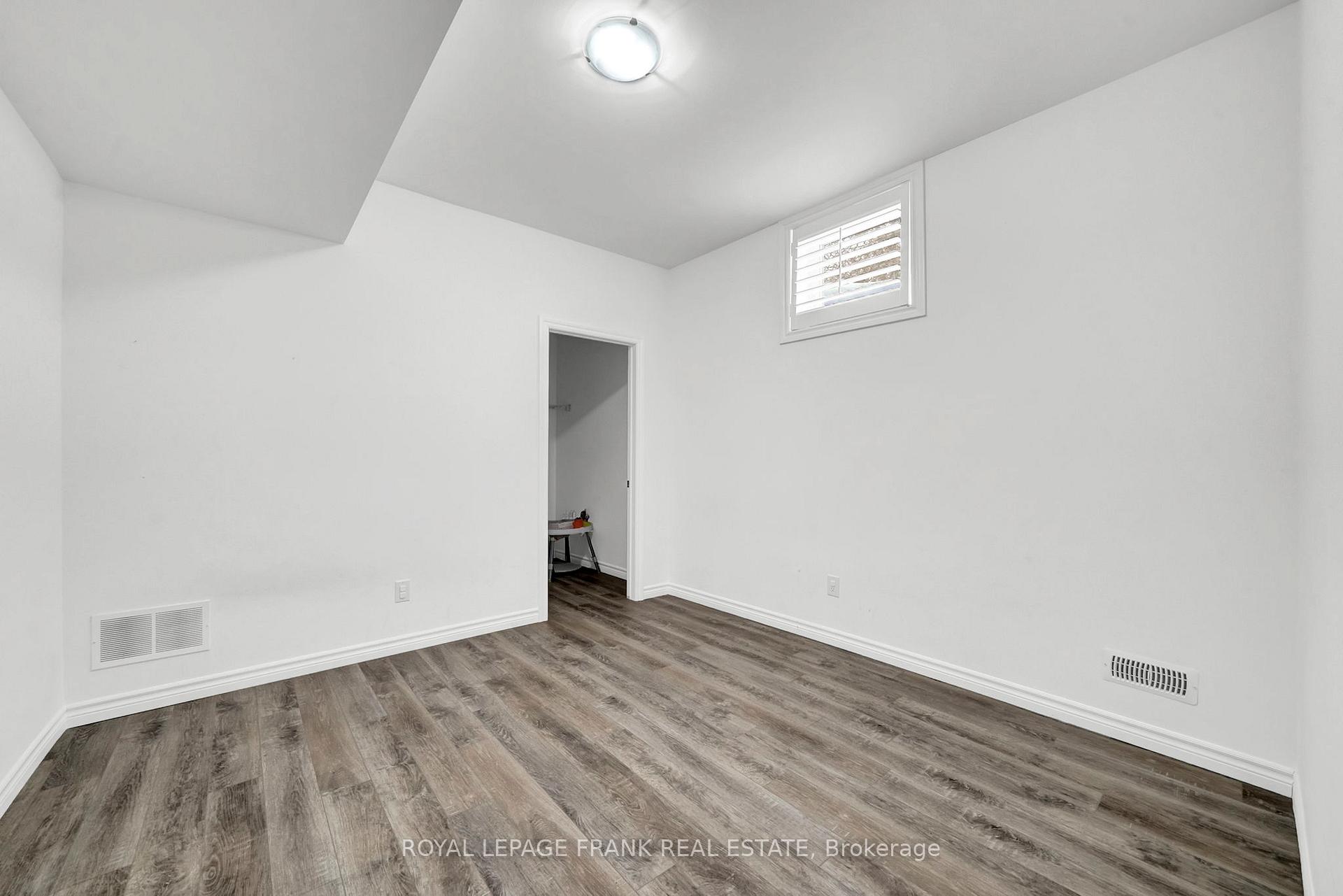 Photo 42 of 43 Harry Lee Crescent, Clarington, Bowmanville — HOMEH