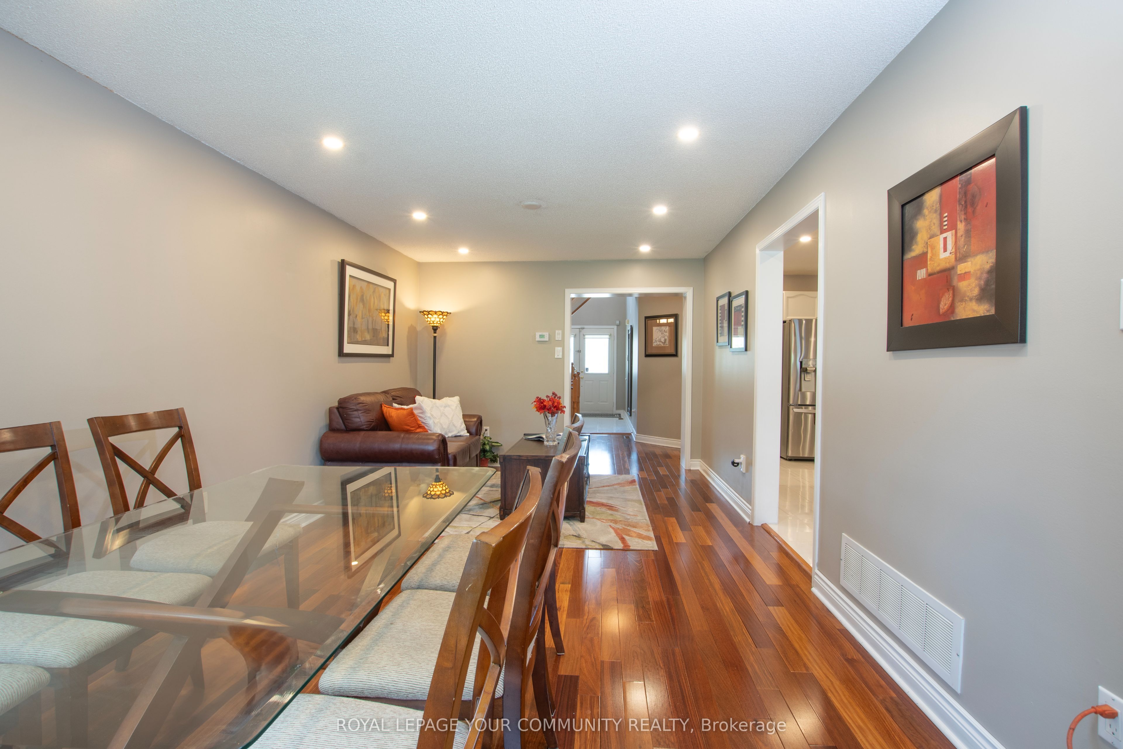 Photo 40 of 226 Kayla Crescent, Vaughan, Maple — HOMEH