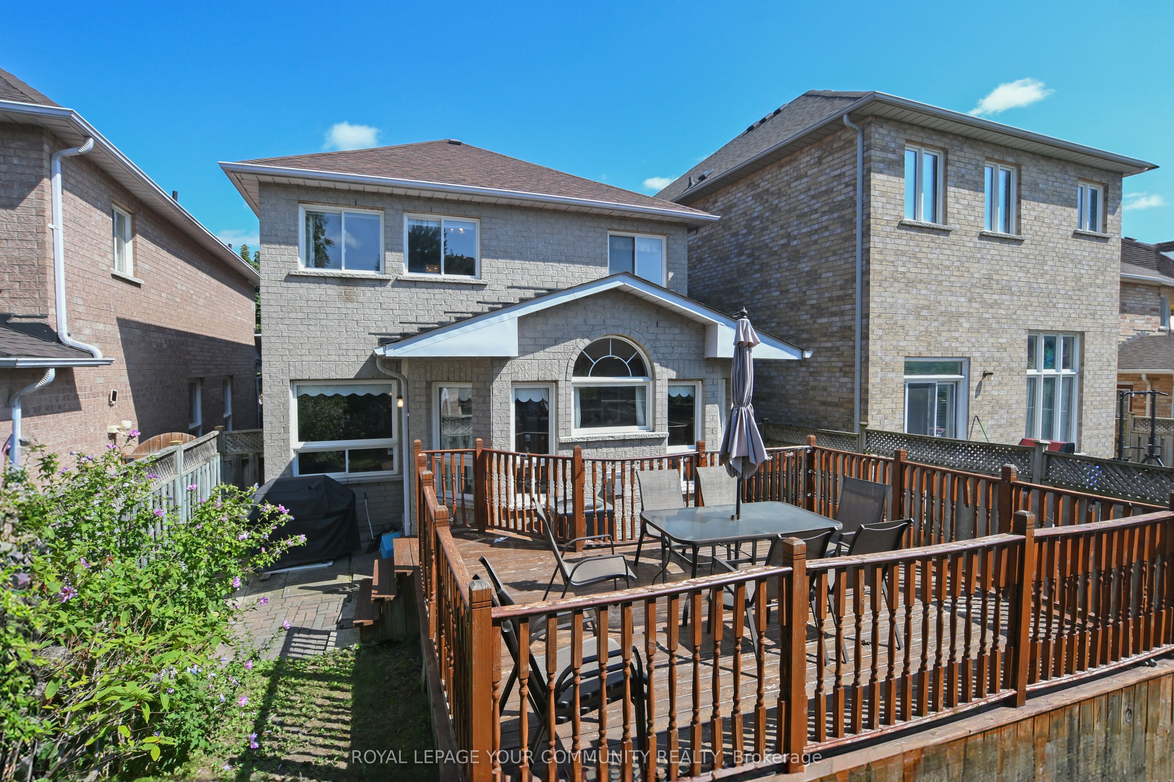 Photo 68 of 226 Kayla Crescent, Vaughan, Maple — HOMEH