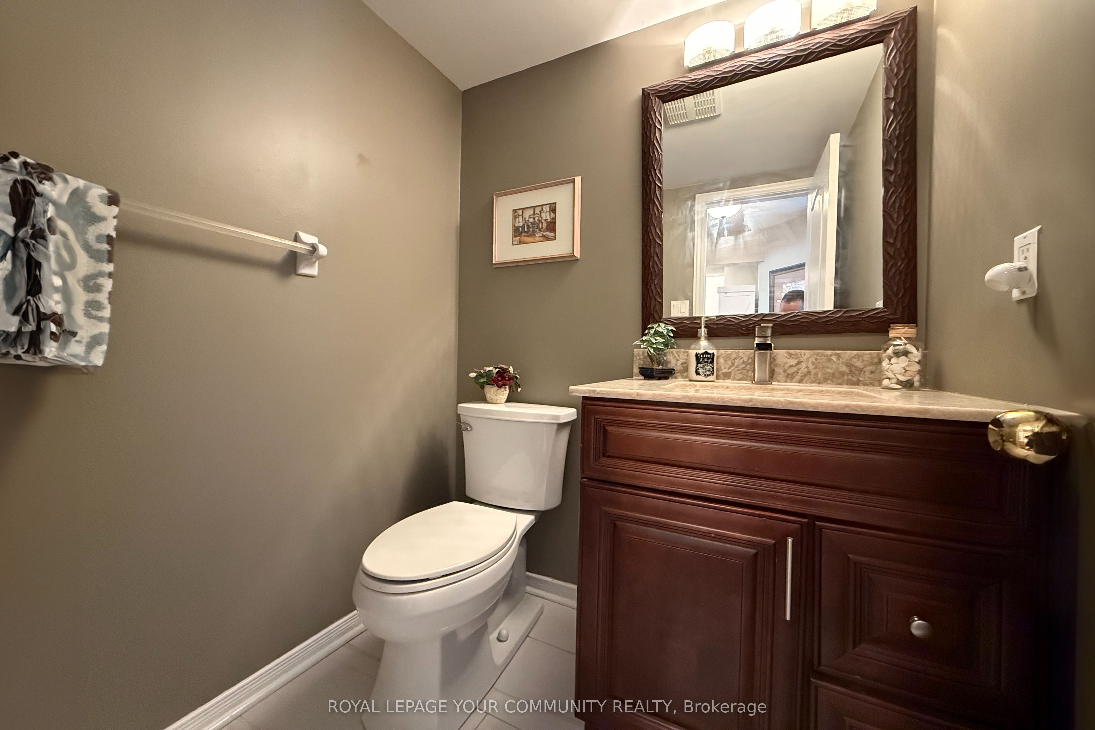 Photo 50 of 226 Kayla Crescent, Vaughan, Maple — HOMEH
