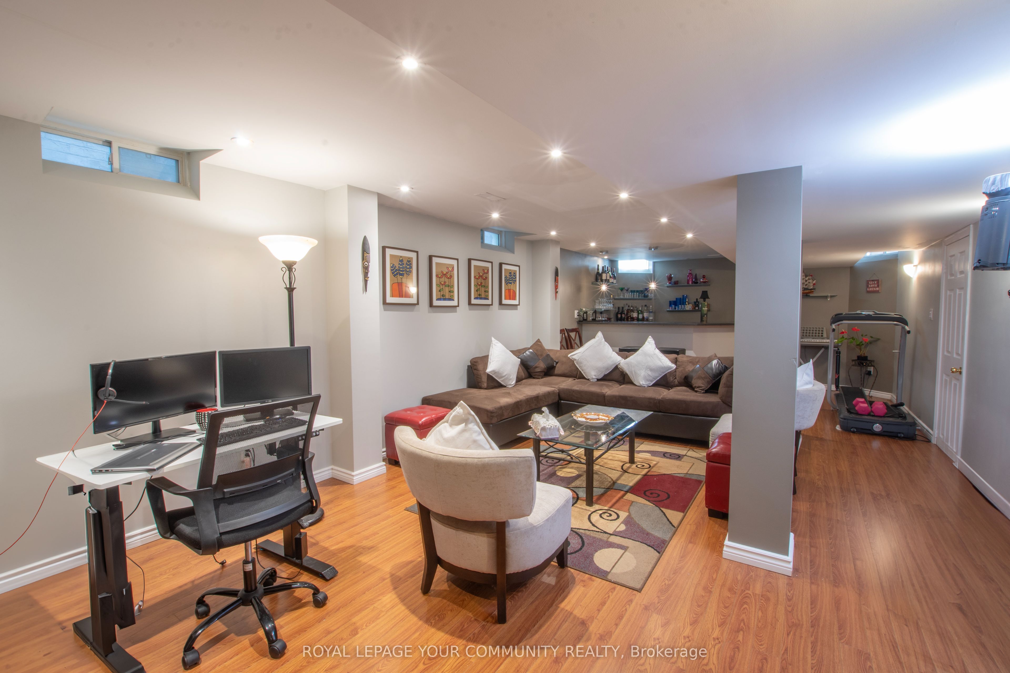 Photo 55 of 226 Kayla Crescent, Vaughan, Maple — HOMEH
