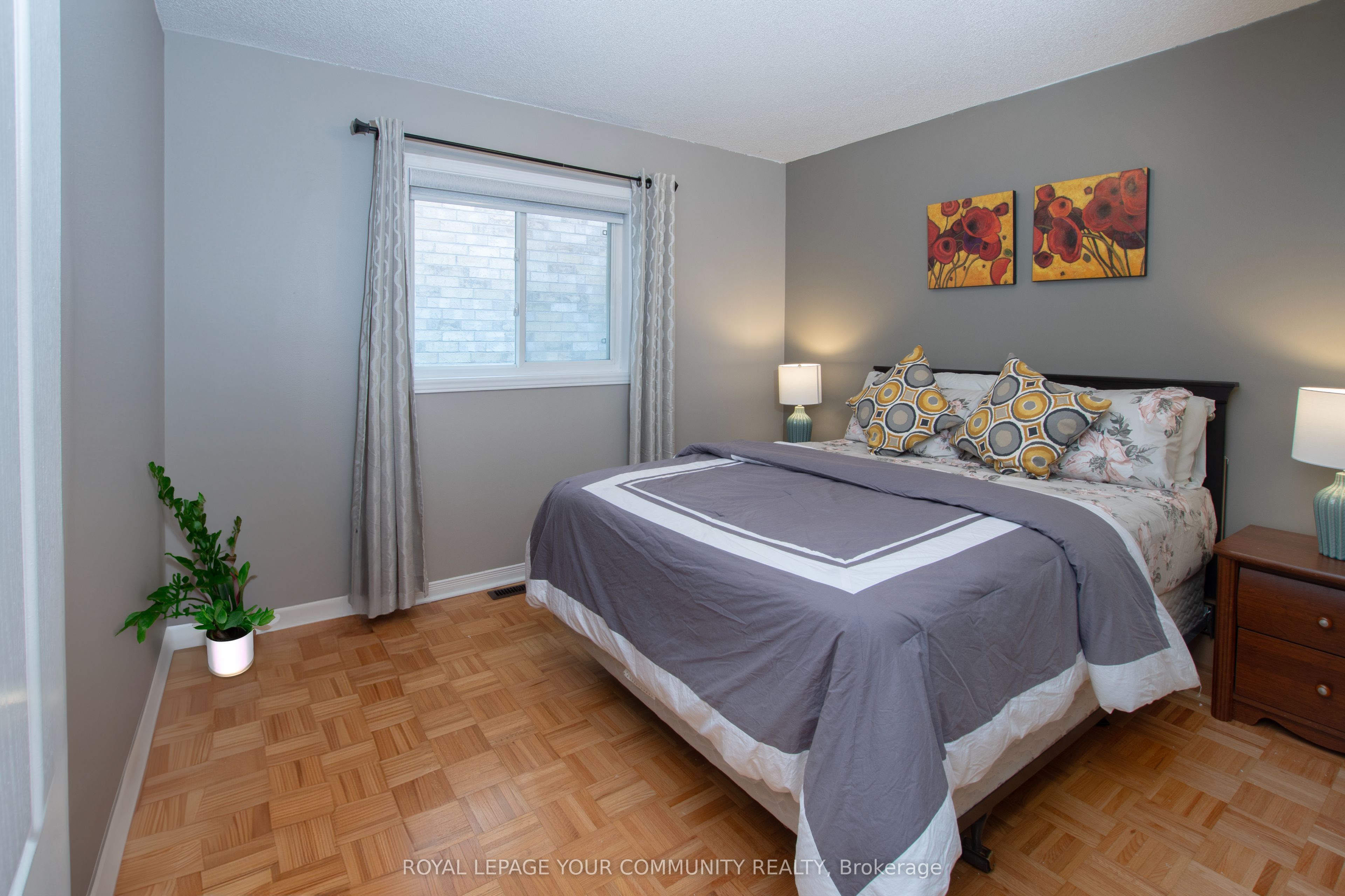 Photo 62 of 226 Kayla Crescent, Vaughan, Maple — HOMEH