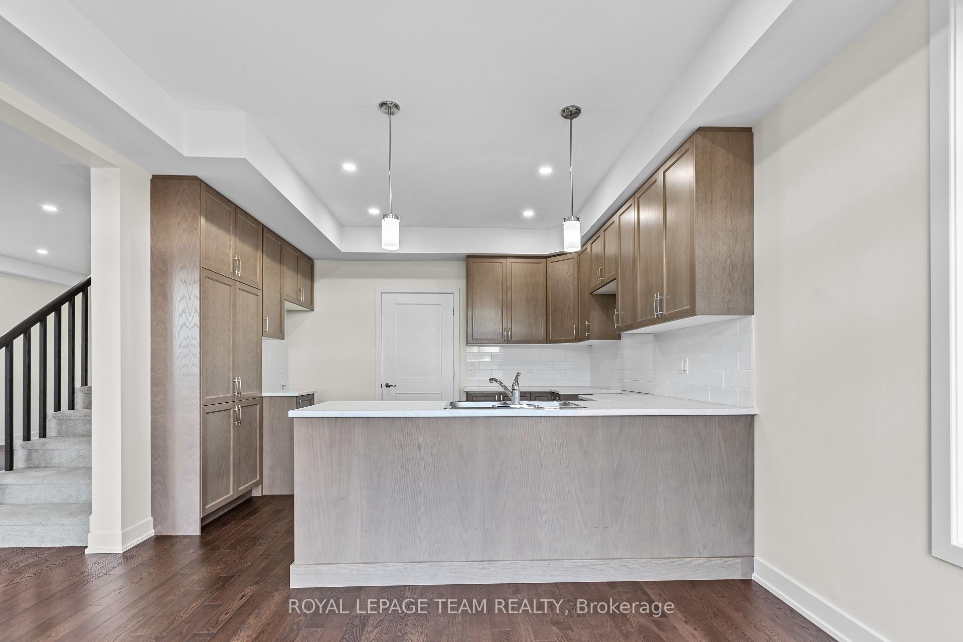 Photo 9 of 229 O'Donovan Drive, Carleton Place — HOMEH