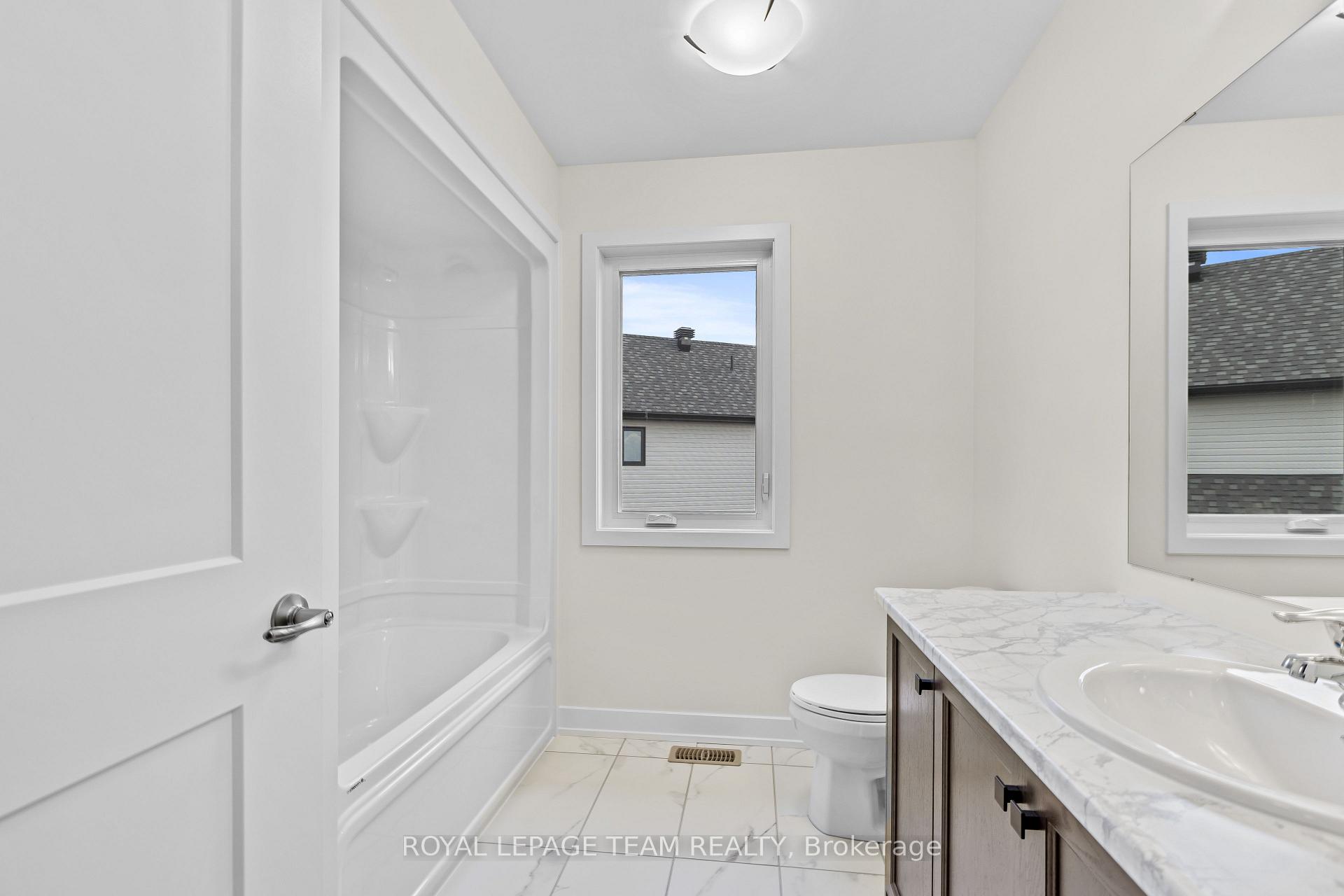 Photo 14 of 229 O'Donovan Drive, Carleton Place — HOMEH