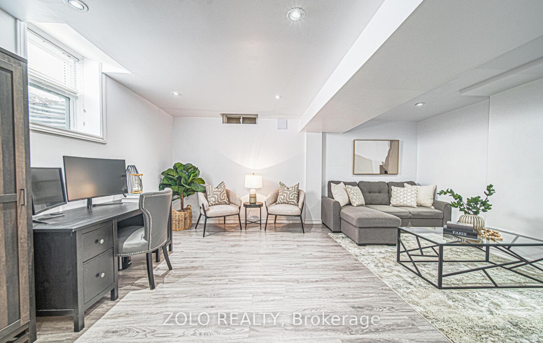 Photo 25 of 84 Millburn Drive, Clarington, Bowmanville — HOMEH